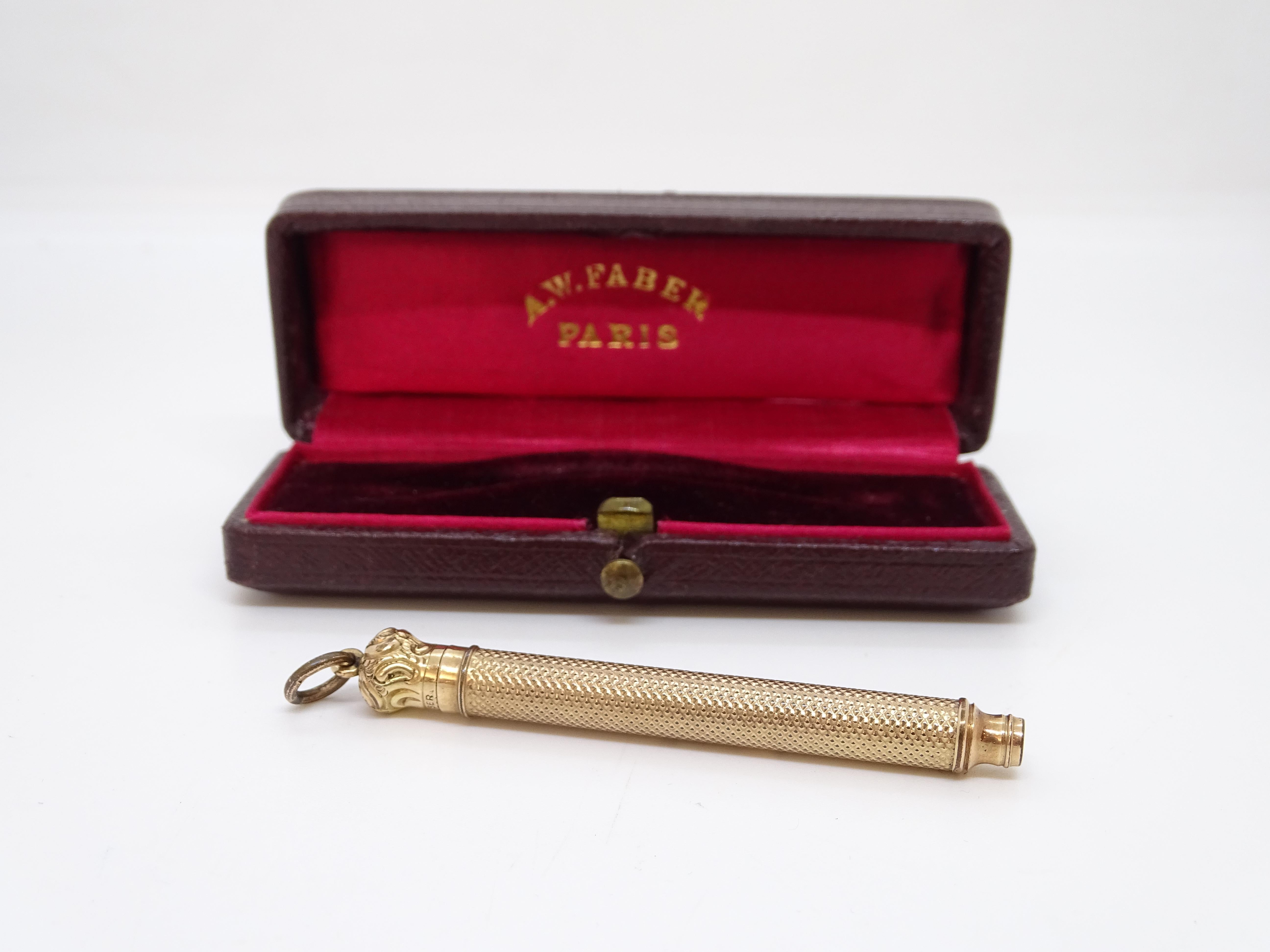 A.W. Porte-mine Faber-Castell or ou plaqué or, présenté dans son emballage d'origine. en vente 8