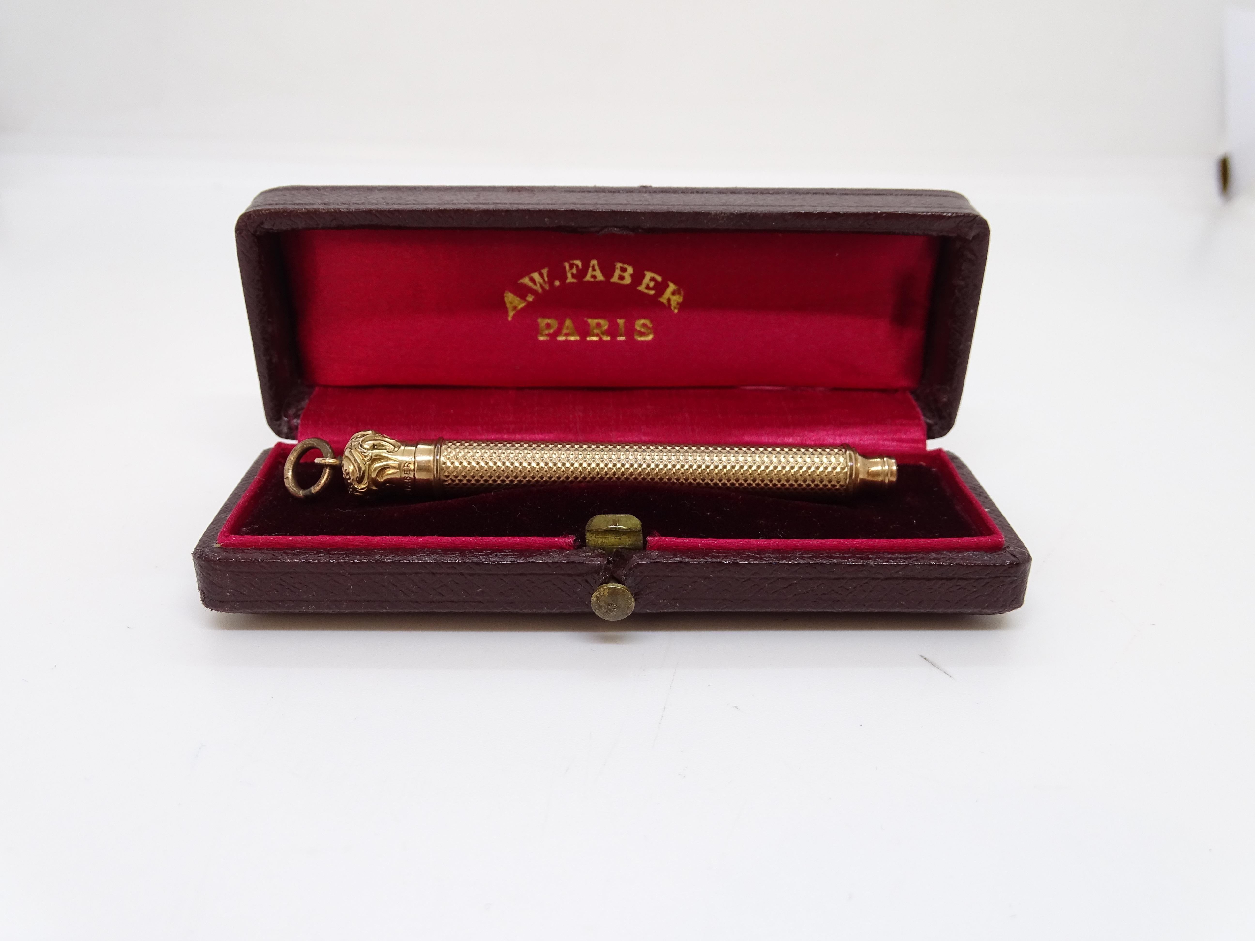 A.W. Porte-mine Faber-Castell or ou plaqué or, présenté dans son emballage d'origine. en vente 3