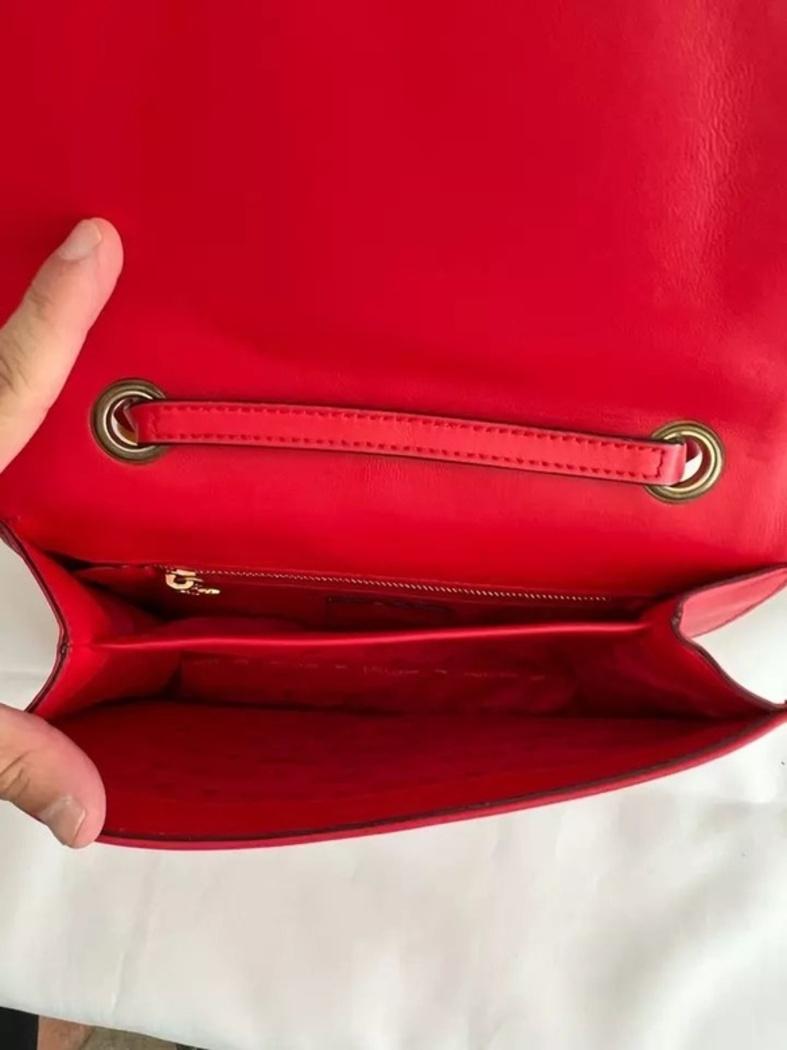 AW14 MOSCHINO McDonald's Fast Food '20 Billion Served' Bolso acolchado rojo en venta 3
