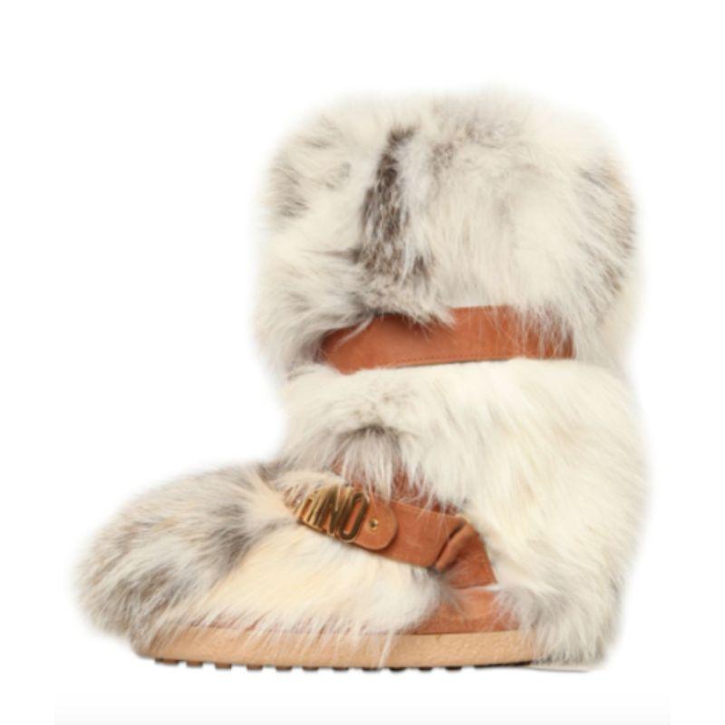 AW15 Moschino Couture x Jeremy Scott Leather & Fox Fur Buckled Snow Boots For Sale 3