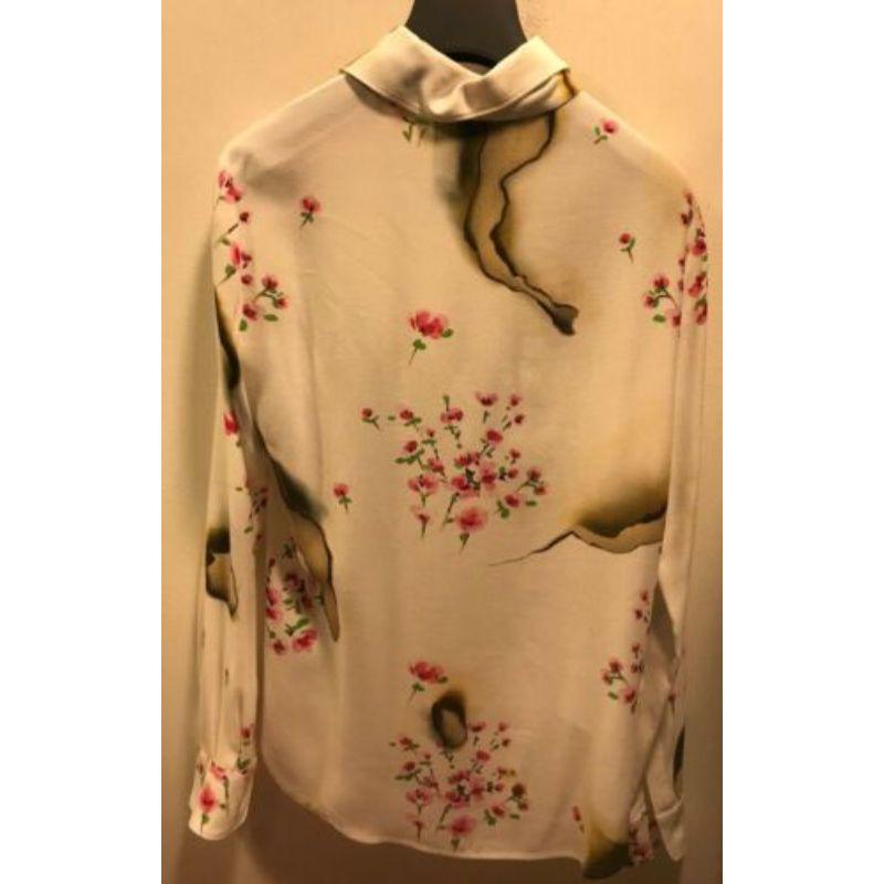 AW16 Moschino Couture Jeremy Scott Fashion Kills Floral Burnt Effect Silk Blouse In New Condition For Sale In Palm Springs, CA