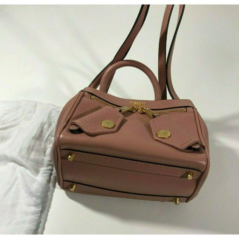 AW17 Moschino Couture Jeremy Scott Antike rosa Leder-B-Pocket-Handtasche mit Gold im Angebot 3