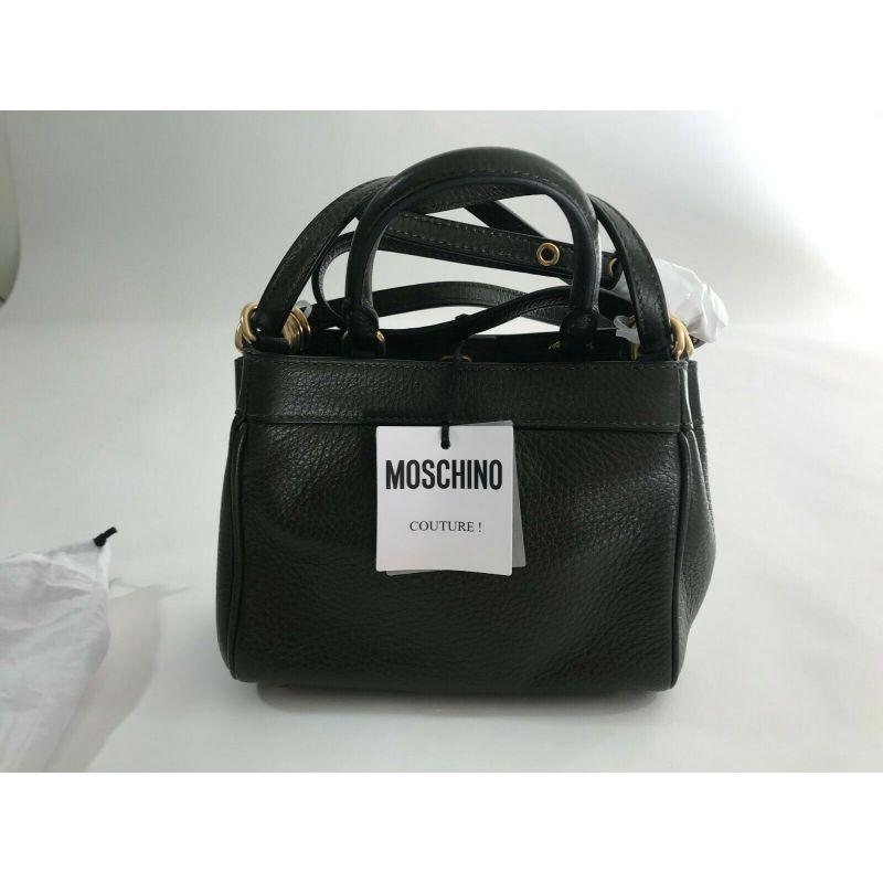 AW17 Moschino Couture Jeremy Scott Green Leather B-pocket Handbag W/Gold Logo M For Sale 3