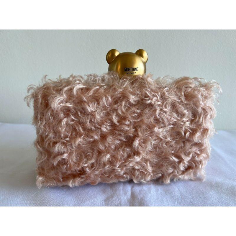 Women's AW18 Moschino Couture Jeremy Scott Pink Faux Fur Teddy Bear Head Shoulder Bag For Sale
