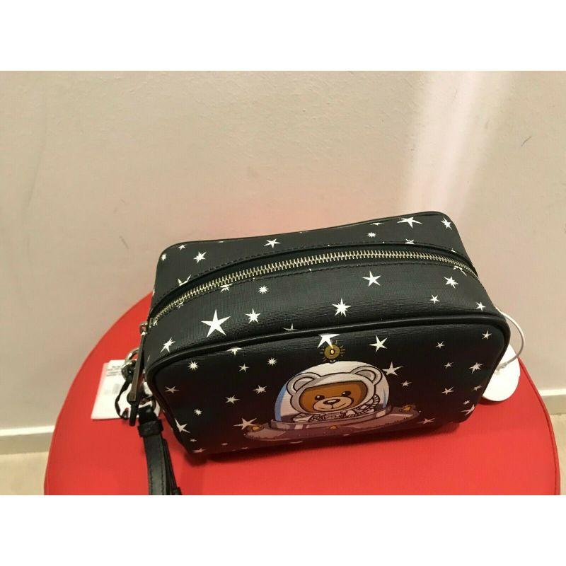 AW18 Moschino Couture Jeremy Scott Ufo Teddy Bear Invasion Black Make Up Bag For Sale 5