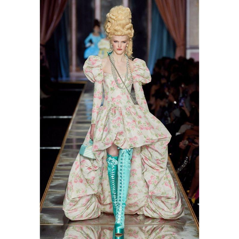 AW20 Moschino Couture Jeremy Scott Cake Box Leather Blue Bag Marie Antoinette For Sale 3