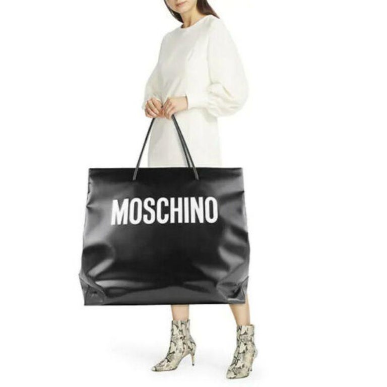 AW20 Moschino Couture Jeremy Scott Oversized Black Shopper Tote W/White Logo For Sale 5
