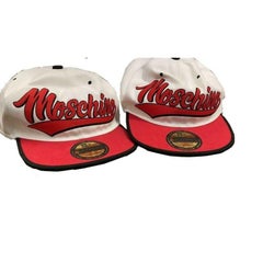 AW20 Moschino Couture Jeremy Scott Oversized Snapback Logo Hut Nyc- Weiß/Rot