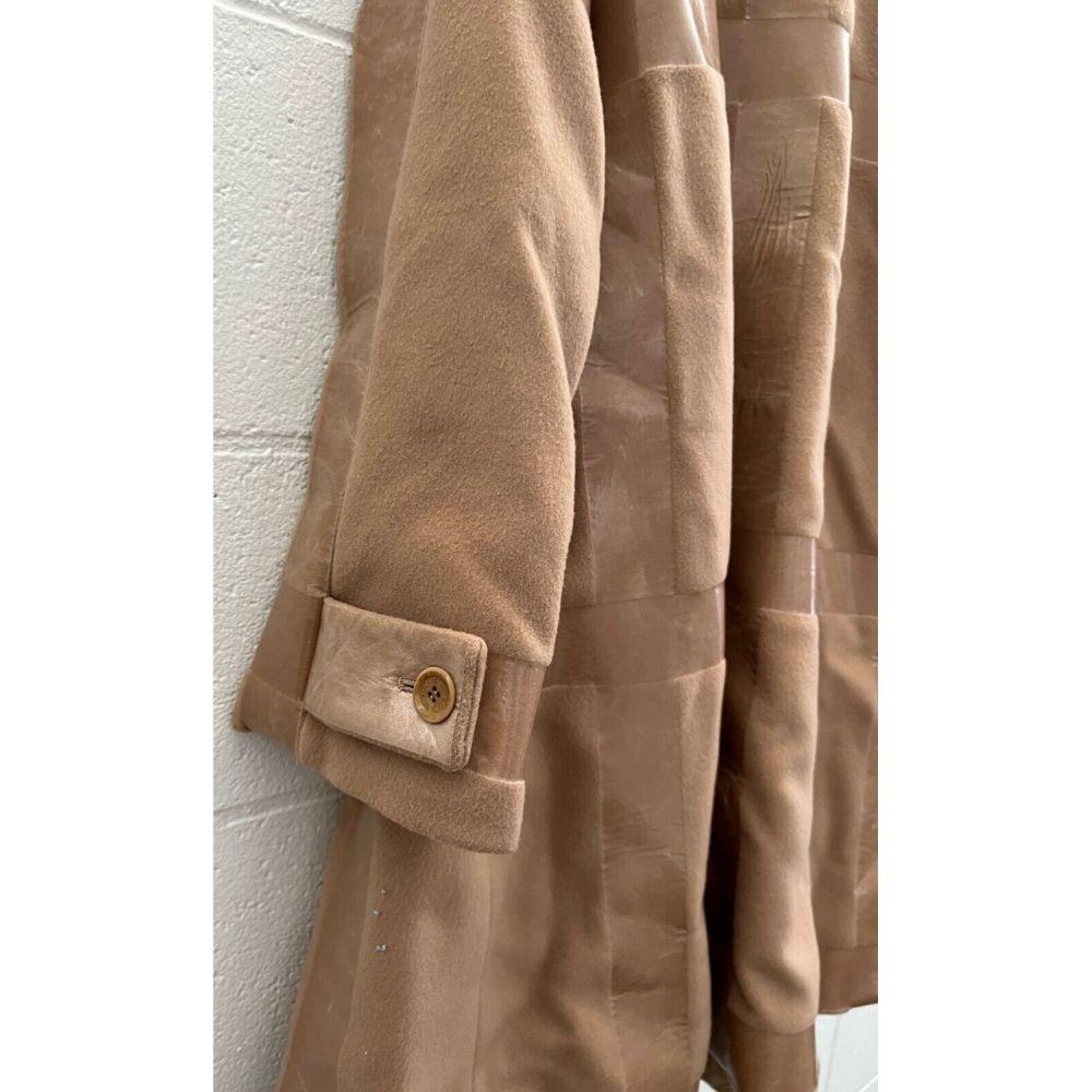 Manteau d'emballage AW20 Moschino Couture par Jeremy Scott en vente 6