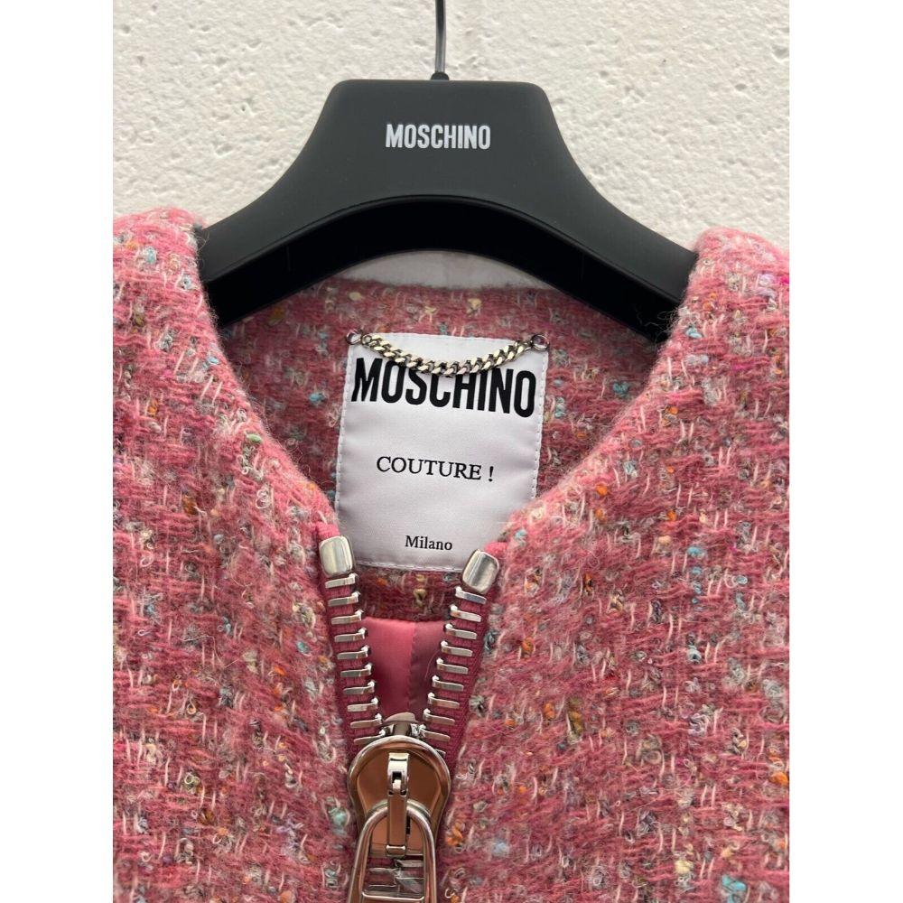 AW20 Moschino Couture Pink Boucle Wool Jacket with Oversized Zipper, Size US 6 For Sale 7