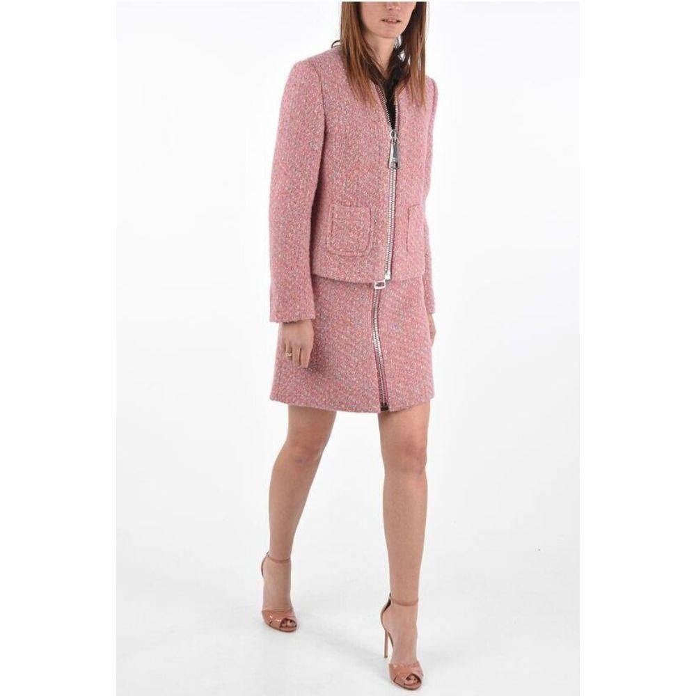 Brown AW20 Moschino Couture Pink Boucle Wool Jacket with Oversized Zipper, Size US 6 For Sale
