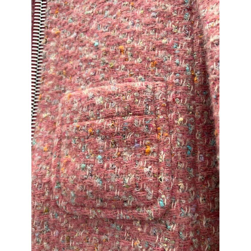AW20 Moschino Couture Pink Boucle Wool Jacket with Oversized Zipper, Size US 6 For Sale 4