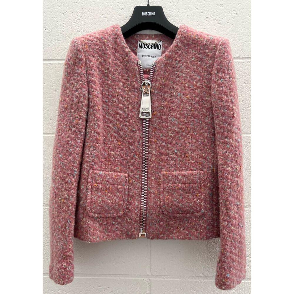 AW20 Moschino Couture Pink Boucle Wool Jacket with Oversized Zipper, Size US 6 For Sale