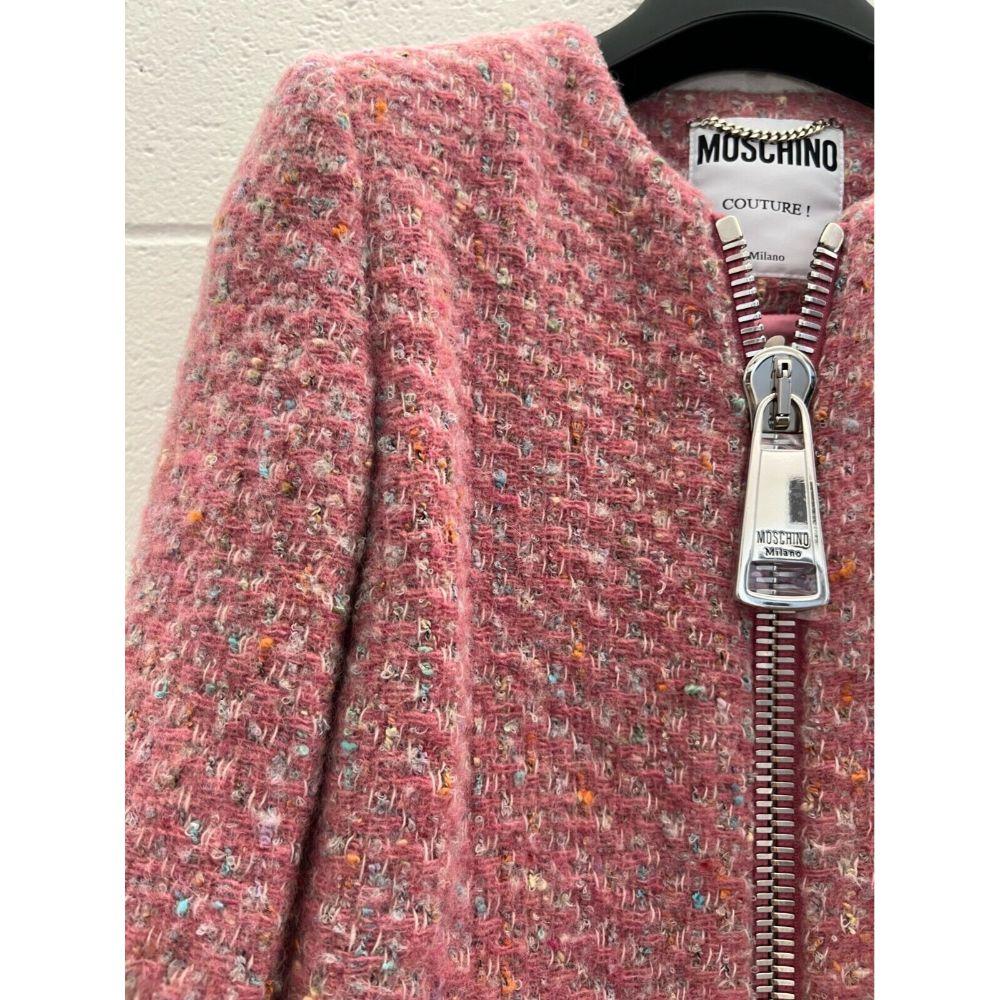 AW20 Moschino Couture Pink Boucle Wool Jacket with Oversized Zipper, Size US 8 For Sale 2