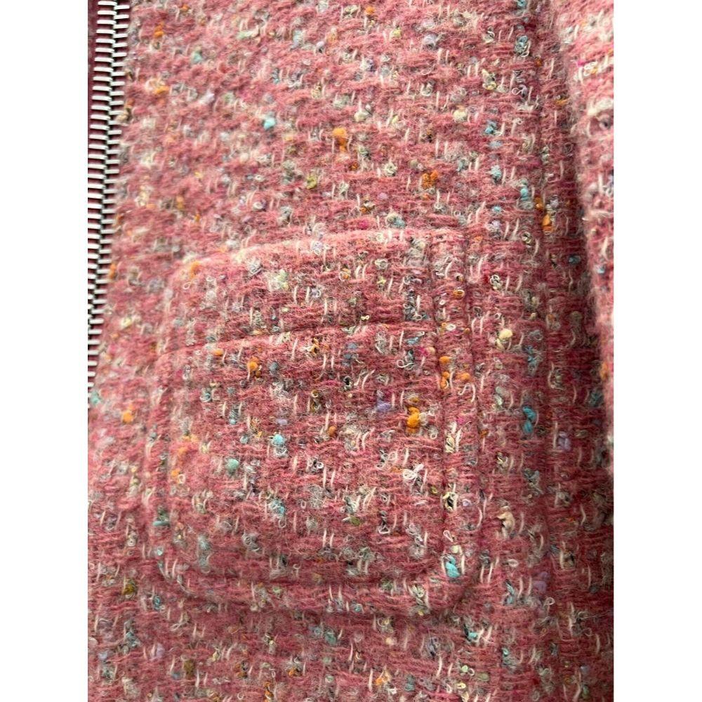 AW20 Moschino Couture Rosa Boucle-Wolljacke mit übergroßem Reißverschluss in Übergröße, Größe US 8 im Angebot 4