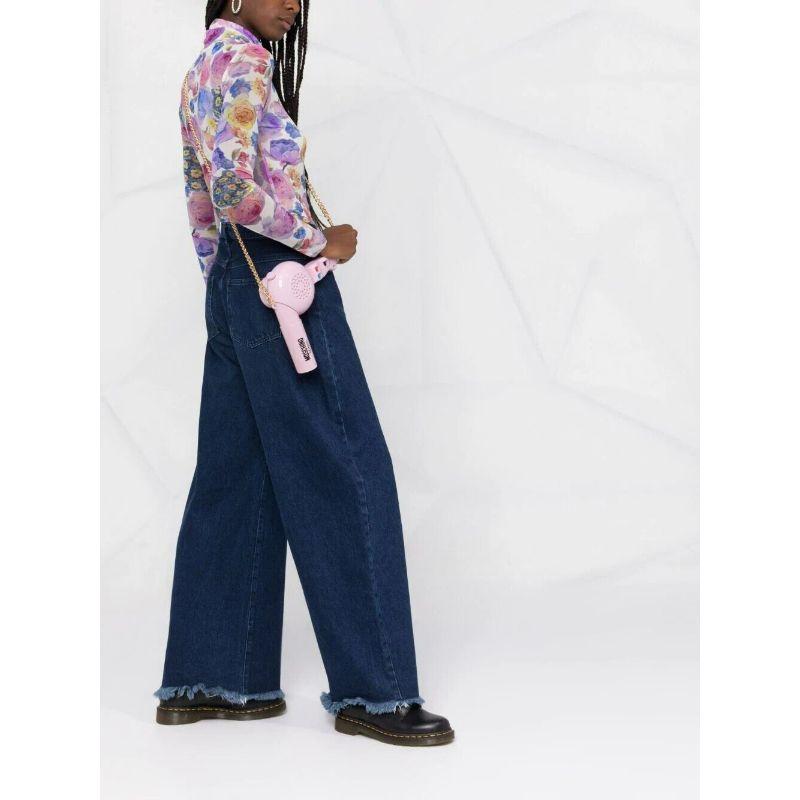 AW21 Moschino Couture Blow Dryer Mini Shoulder Bag by Jeremy Scott en vente 5