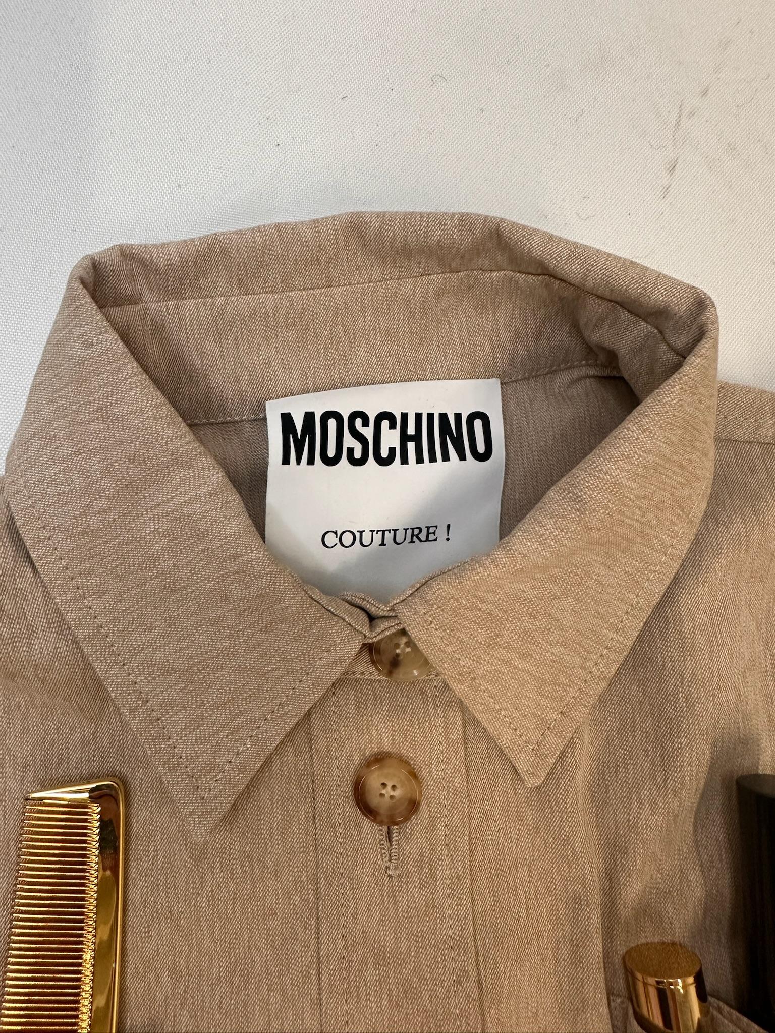 AW21 Moschino Couture Jeremy Scott Beige Gabardine Survivor Kit Tools Robe en vente 1
