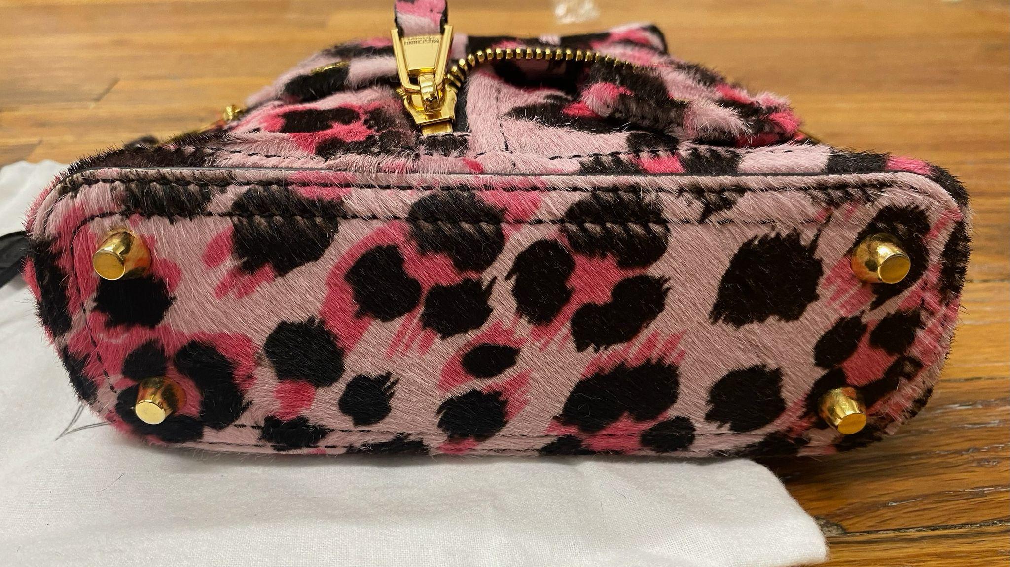 MOSCHINO Couture Jeremy Scott mini sac à bandoulière rose léopard biker AW21 Pour femmes en vente