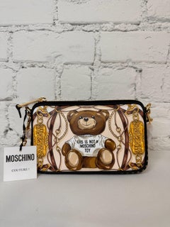 AW22 MOSCHINO Couture Jeremy Scott Teddy Bear All Over Chains & Plaque Clutch