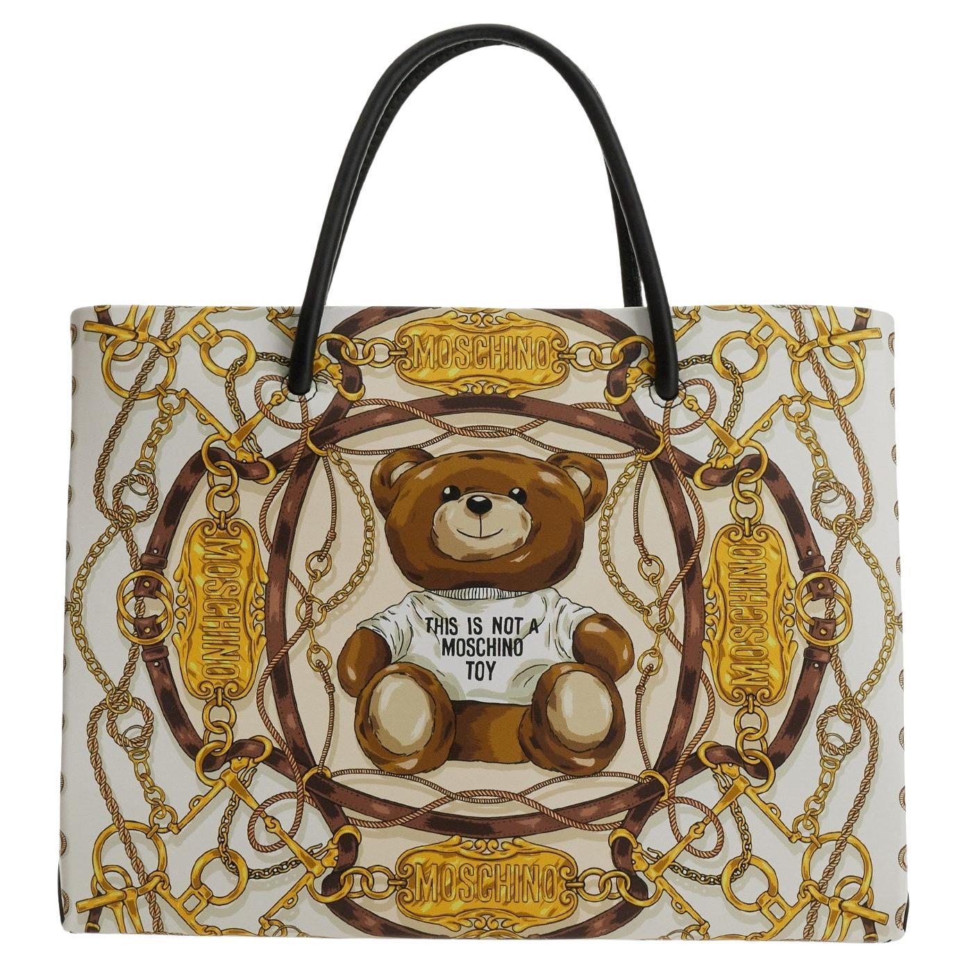 AW22 MOSCHINO Couture Jeremy Scott Teddy Bear All Over Chains & Plaque Tote Bag For Sale