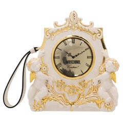 AW22 MOSCHINO Couture Jeremy Scott - Pochette antique sculptée avec horloge blanche