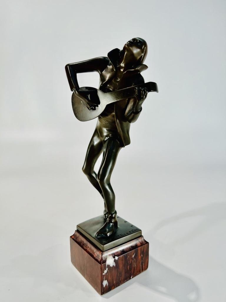 Incroyable musicien en bronze A.Wagner v.d. Muhl france Art Deco 1920.