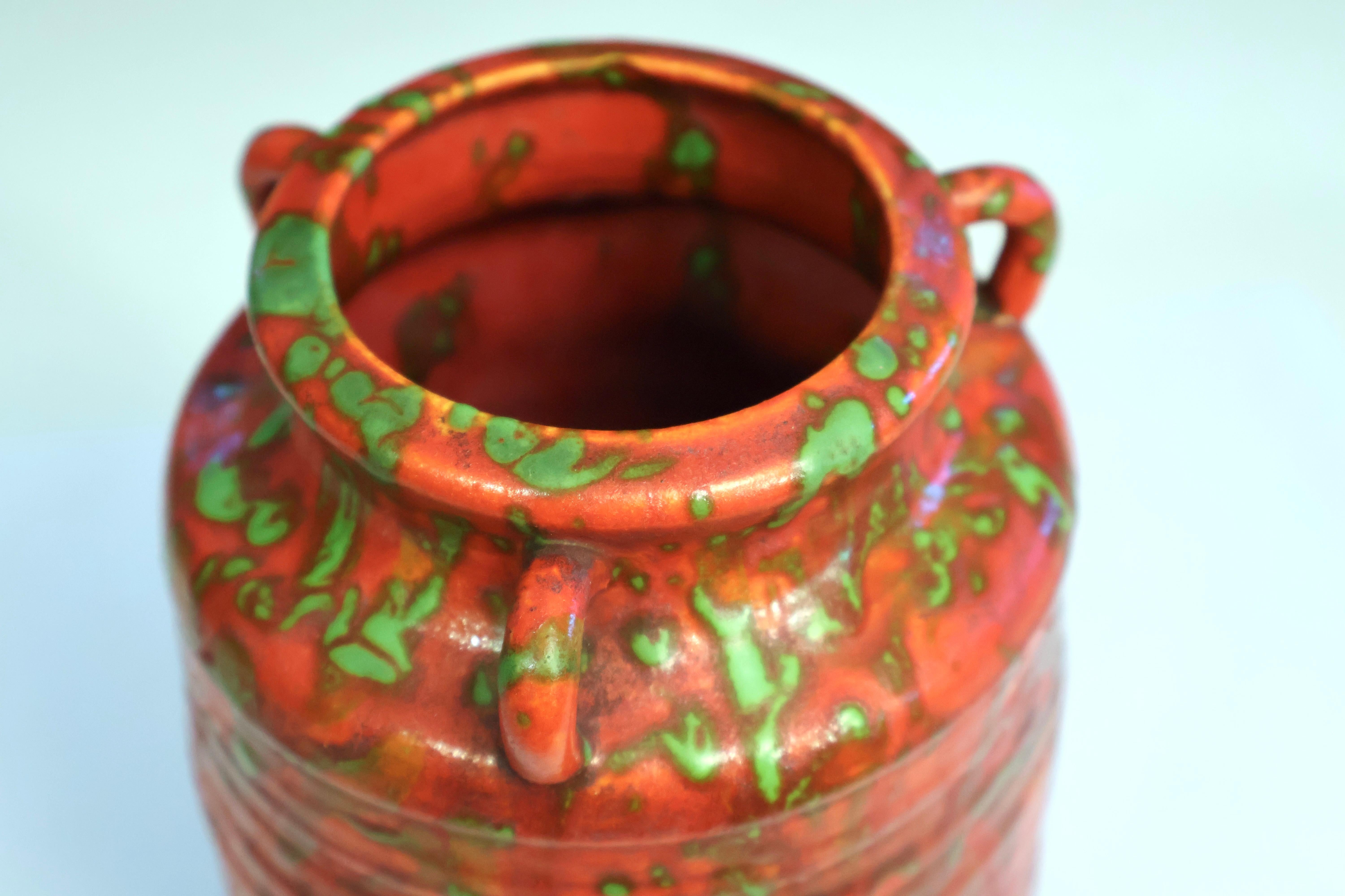 Mid-20th Century Awaji Pottery Art Deco Chromium Red Atomic Drip Glaze Vase For Sale