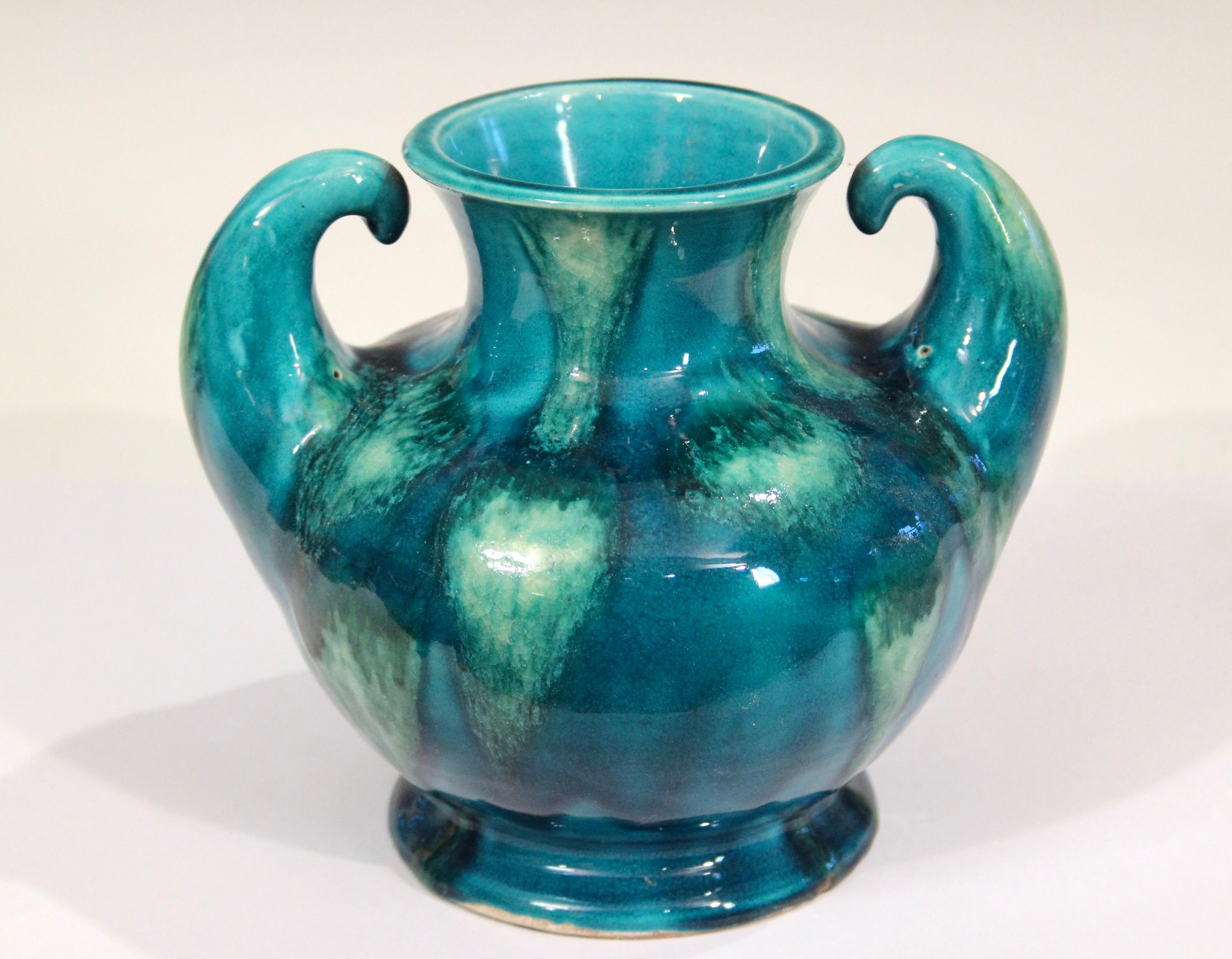 Awaji Pottery Art Deco Japanese Vintage Studio Muscle Vase Blue Green Flambe In Excellent Condition For Sale In Wilton, CT