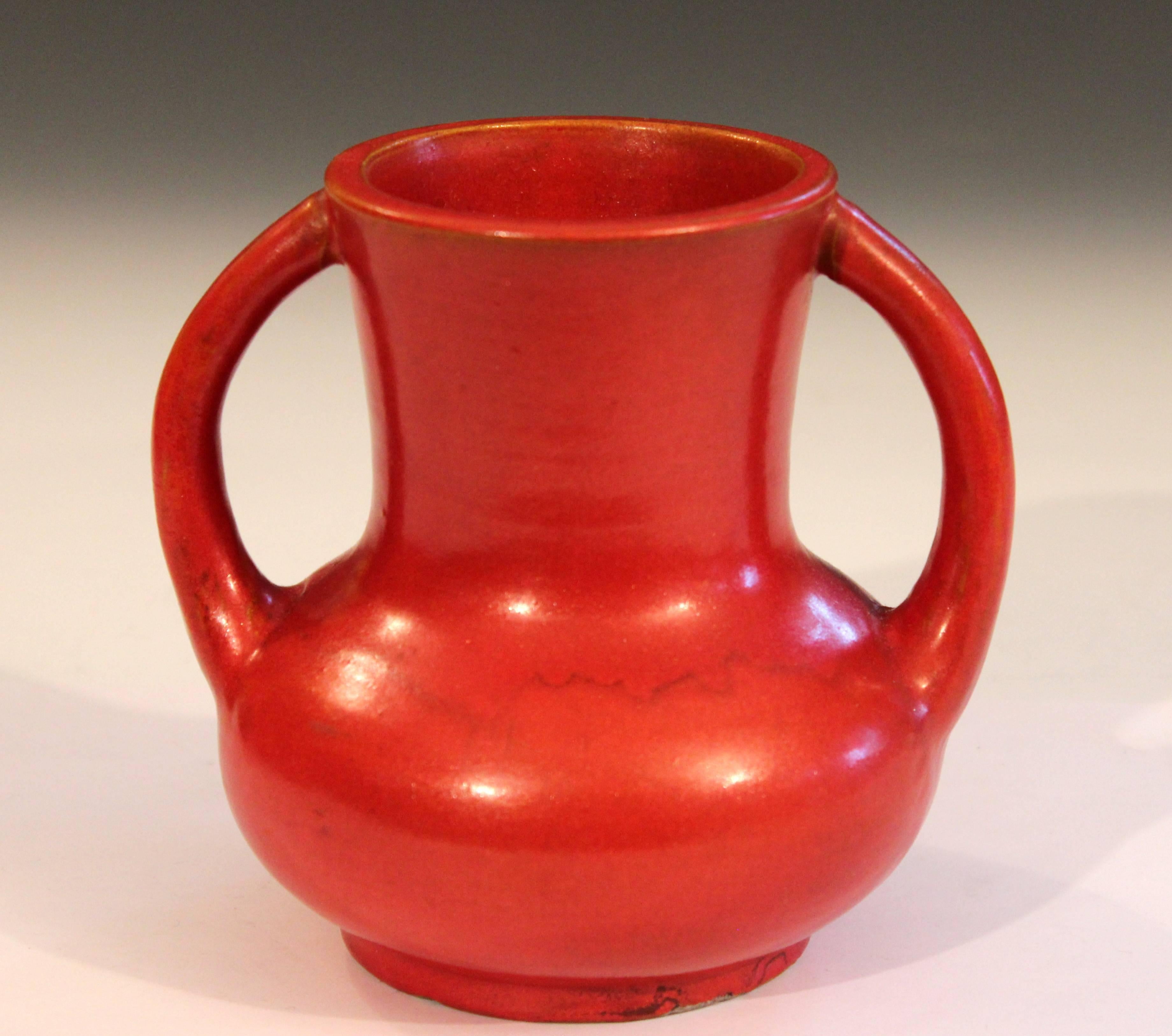 Vintage Awaji Pottery vase in chromium orange/red crystalline glaze, circa 1930. Measures: 6