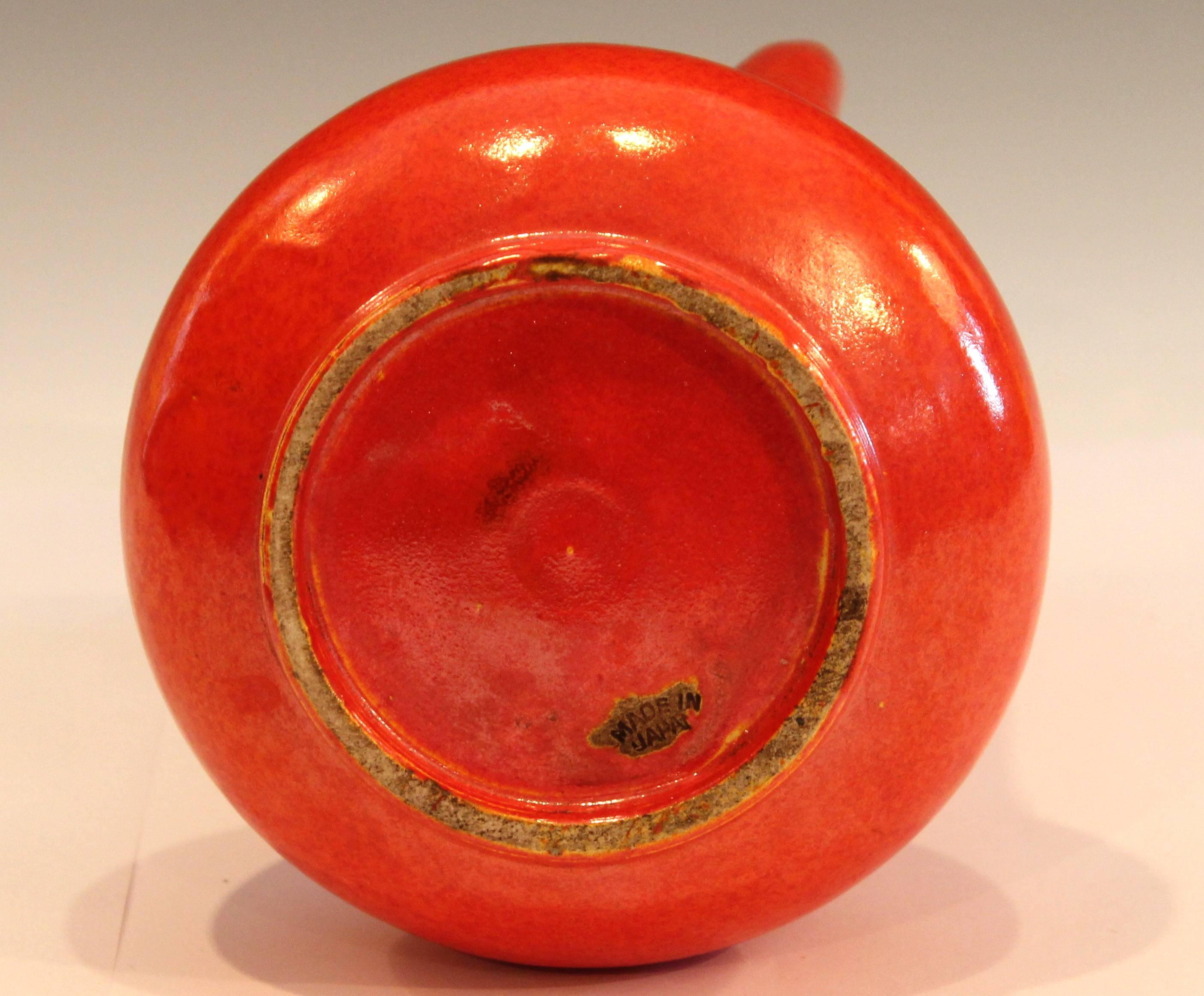 Awaji Pottery Orange Art Deco Japanese Vintage Crystalline Atomic Glaze Vase In Excellent Condition For Sale In Wilton, CT