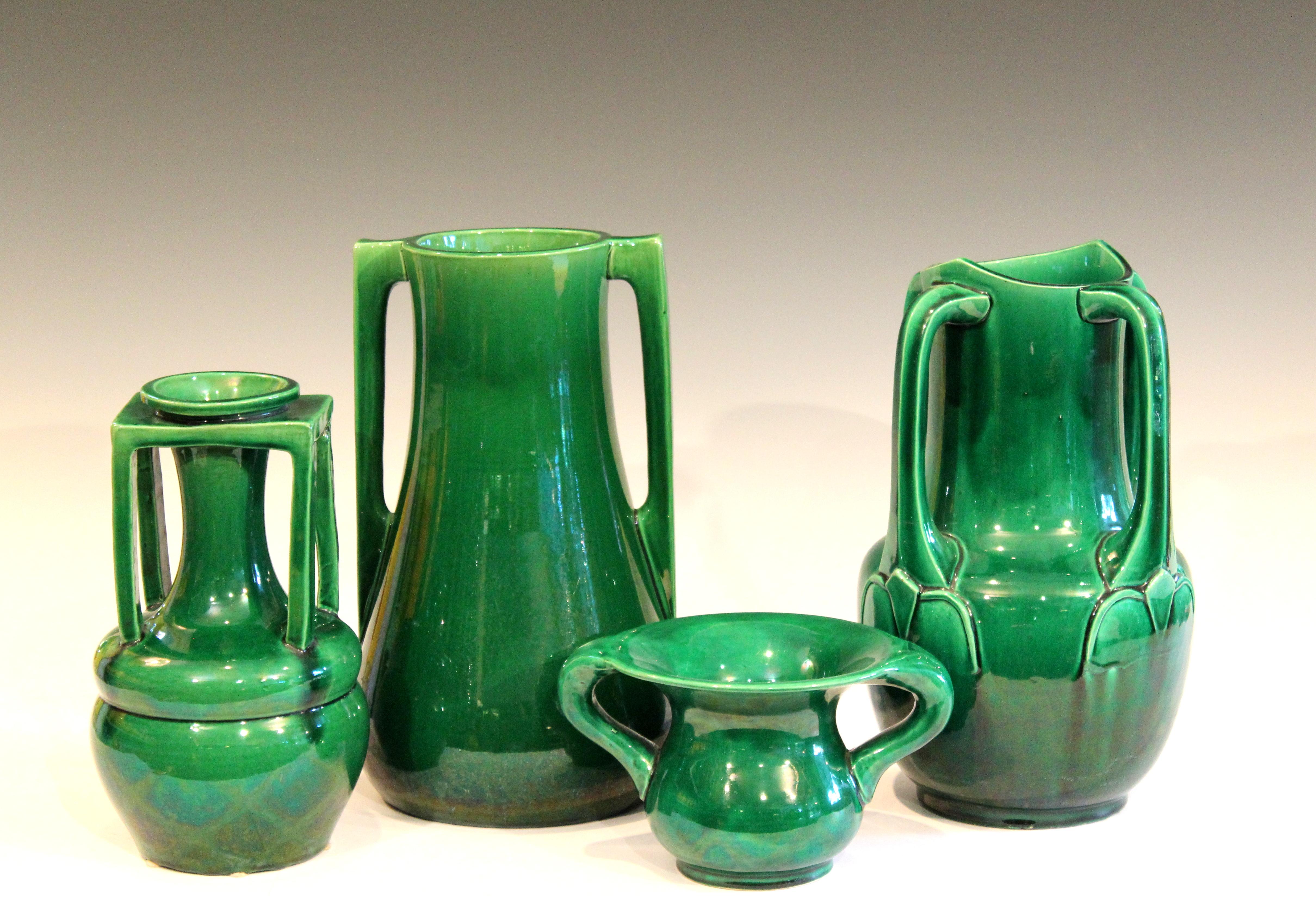 Turned Awaji Pottery Organic Buttress Handle Arts & Crafts Green Monochrome Vase