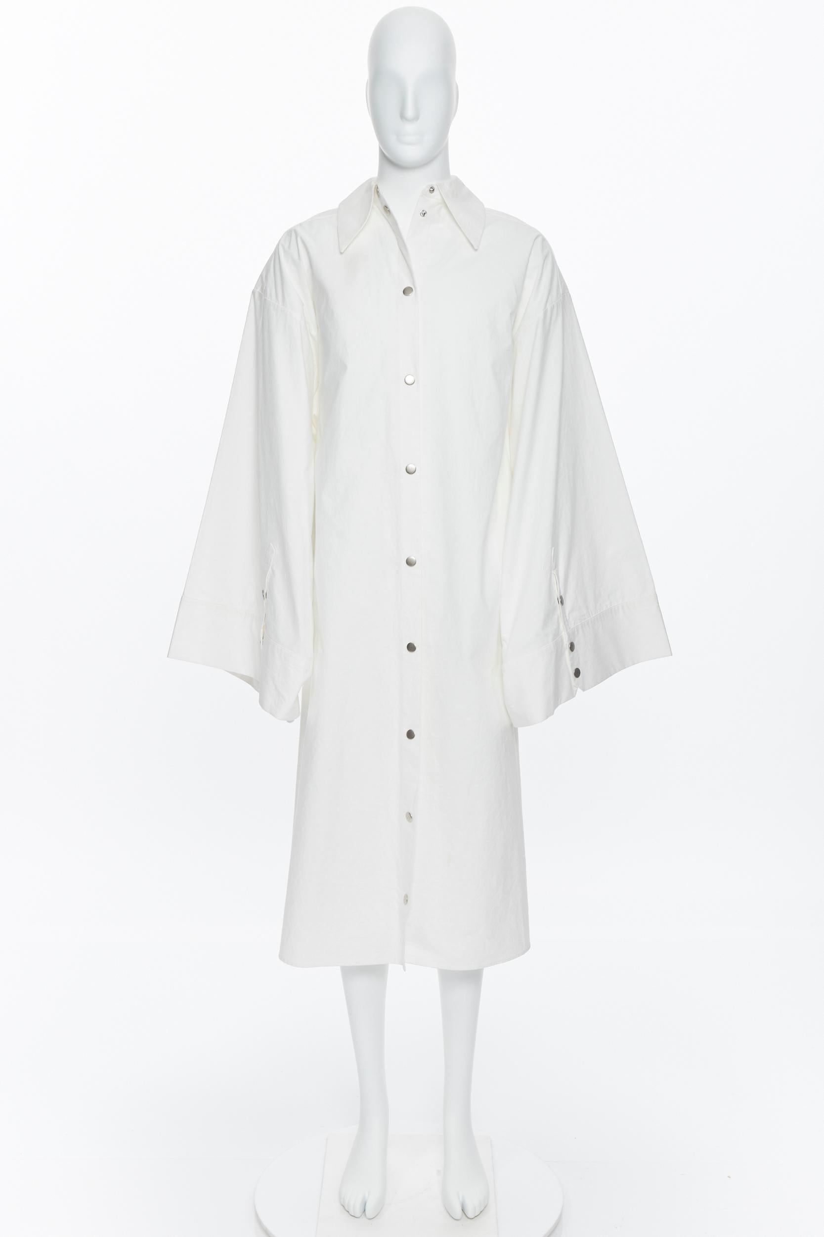 A.W.A.K.E. MODE blanco algodón kimono mangas botones delante bata larga de laboratorio M Gris