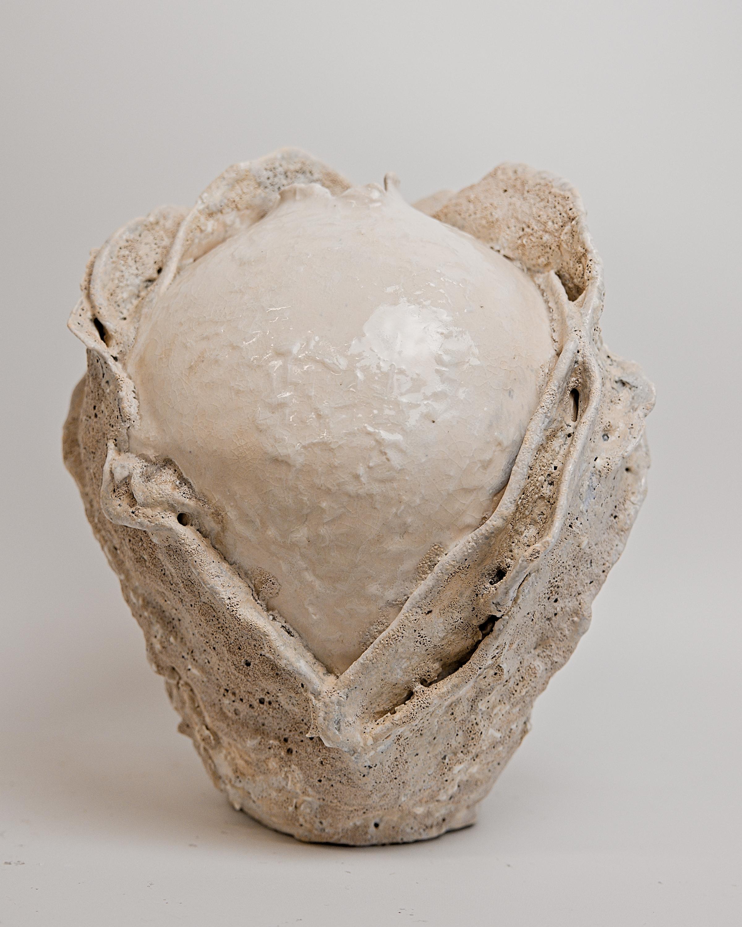 Organico moderno Risveglio  Vaso Bloom - forma di barattolo di zenzero in vendita