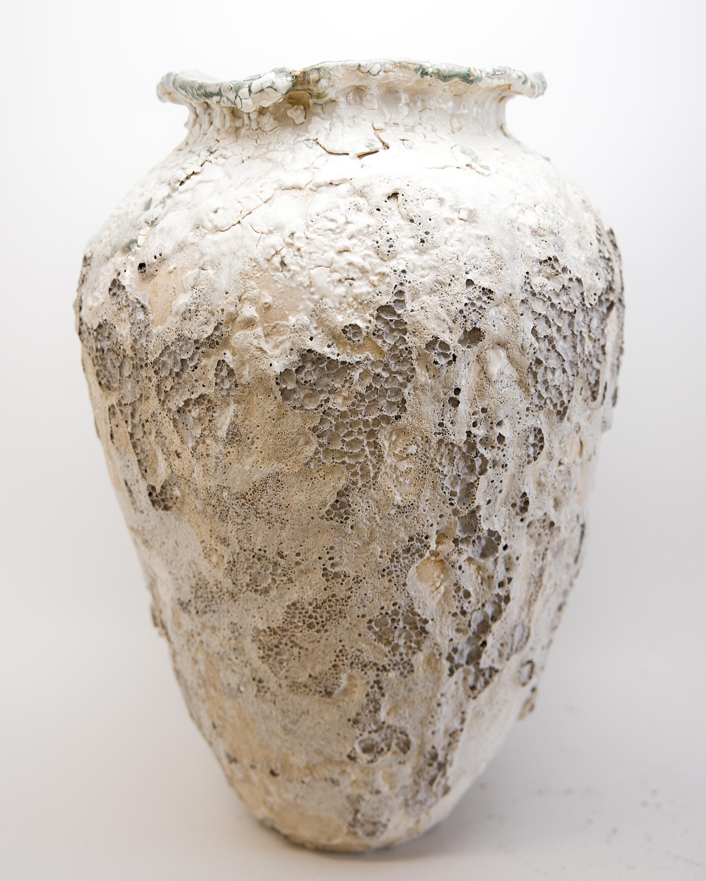  Large Statement Piece

Experience the exquisite artistry of the new 2025 Spring- Awakening   Series at The Shine Studios, where each piece evokes the feeling of winter snow melting and the green of spring emerging .
18