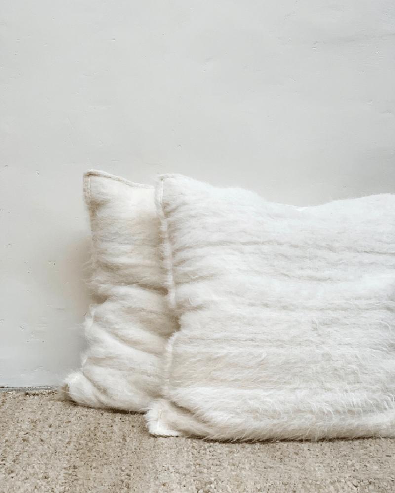 Organic Modern Awanay Throw Pillow, White Blanco Handwoven Fair Trade Llama Wool For Sale