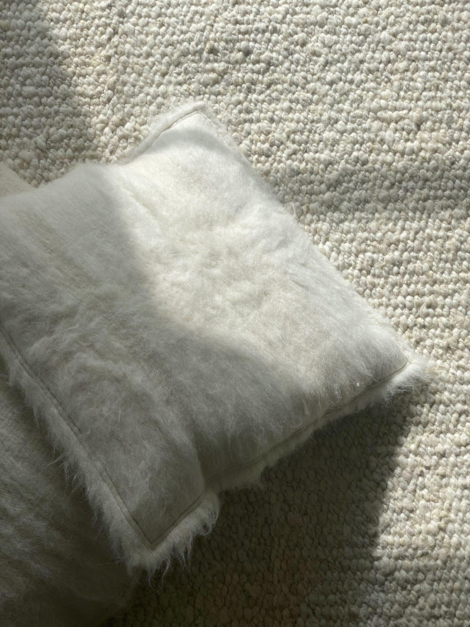 Awanay Throw Pillow, White Blanco Handwoven Fair Trade Llama Wool In New Condition For Sale In West Hollywood, CA