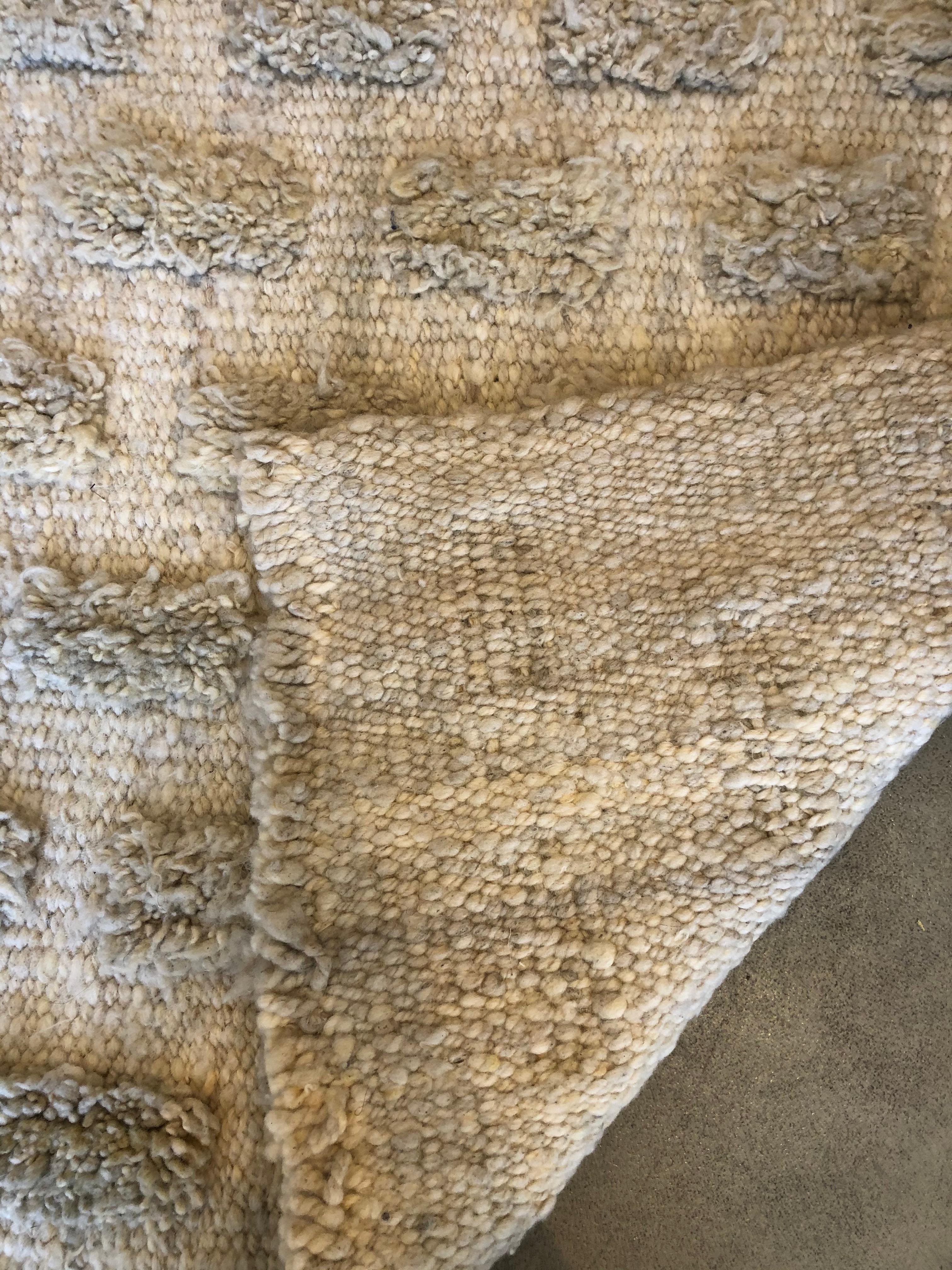 Awanay Camino de Mesa Blanco Margaritas con Mechones - Natural 2.3ft x 30ft en venta 2