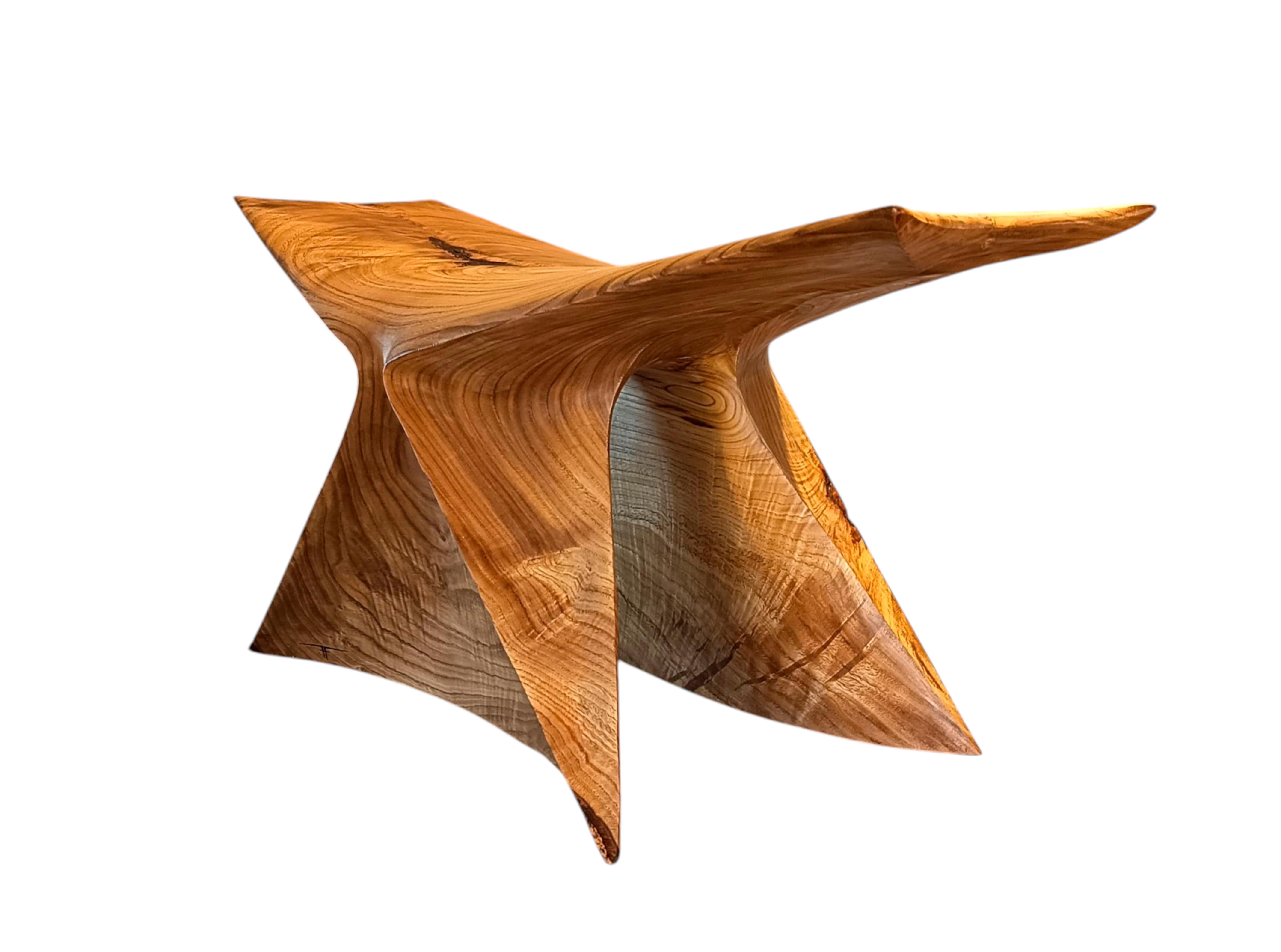 Altro Awankado Bench in Carved Chestnut Wood with Beewax Finish by Daniel Soffia in vendita