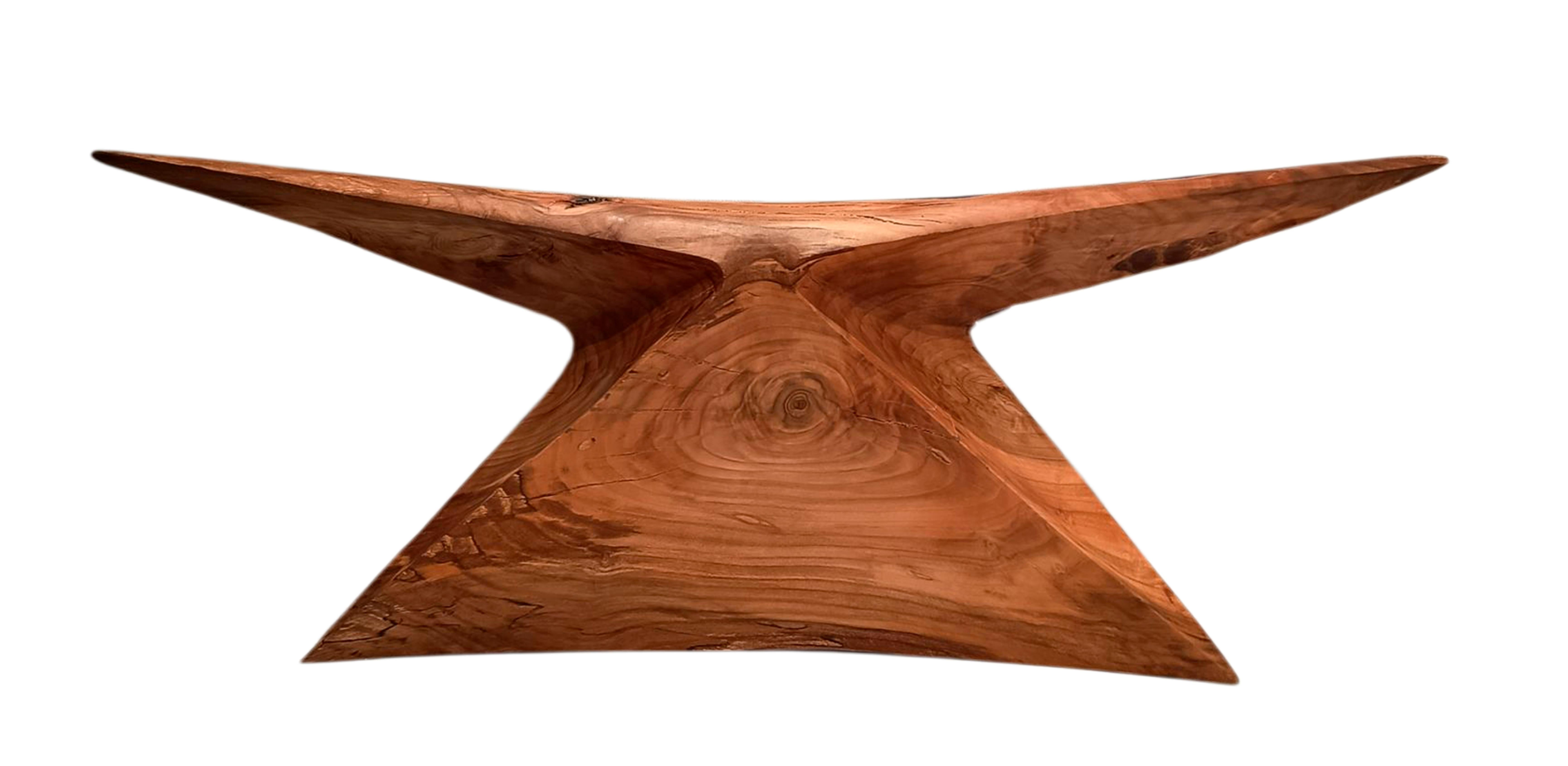 Chilien Awankado Bench in Carved Oak Wood with Beewax Finish by Daniel Soffia en vente