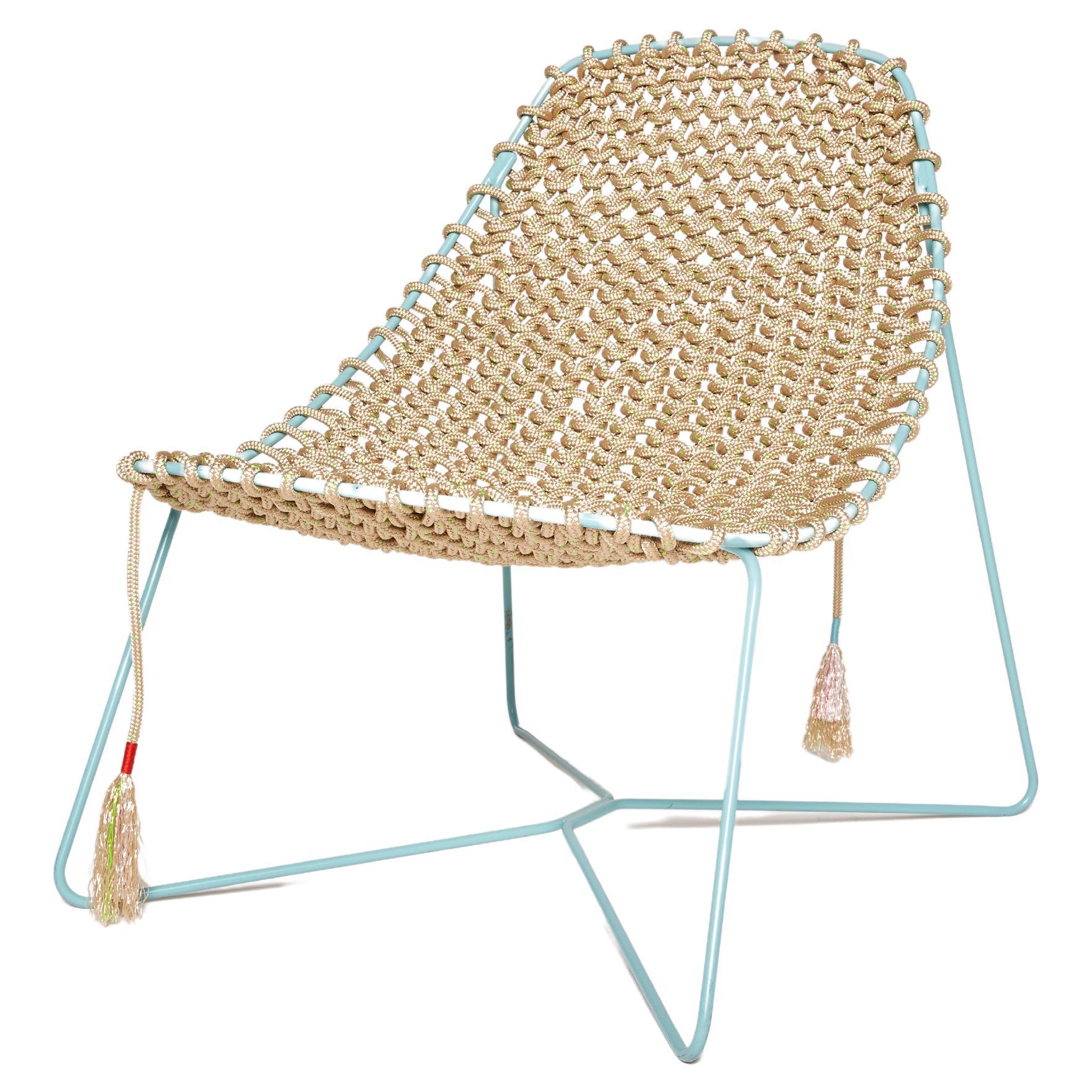 Award nominated beige hand knitted lounger with blue frame For Sale