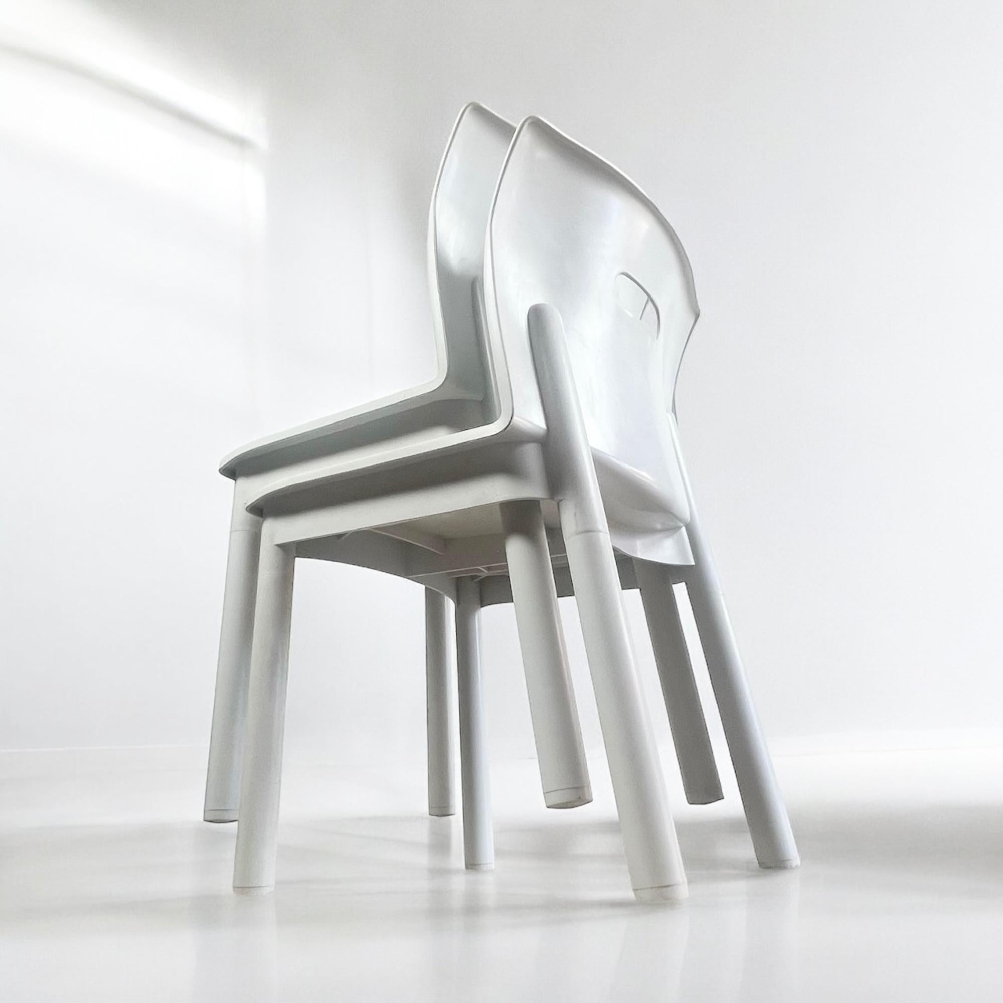 Award-Winning Kartell 4870 Stackable Chairs, Anna Castelli Design, 1980s For Sale 3