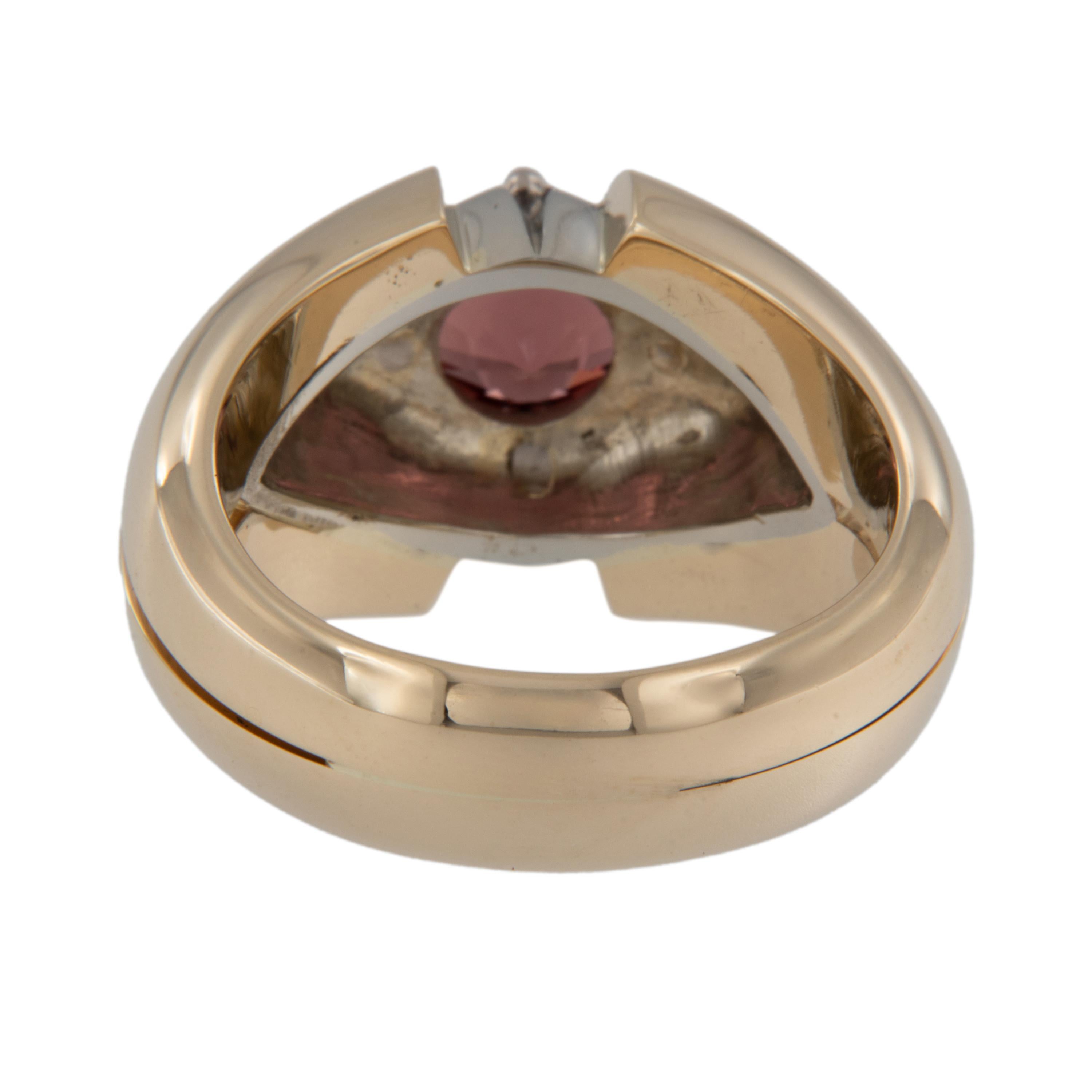 Contemporary Award Winning Master Gem Cutter Philip Youngman Cut Spinel 18KW/14KY Gold Ring