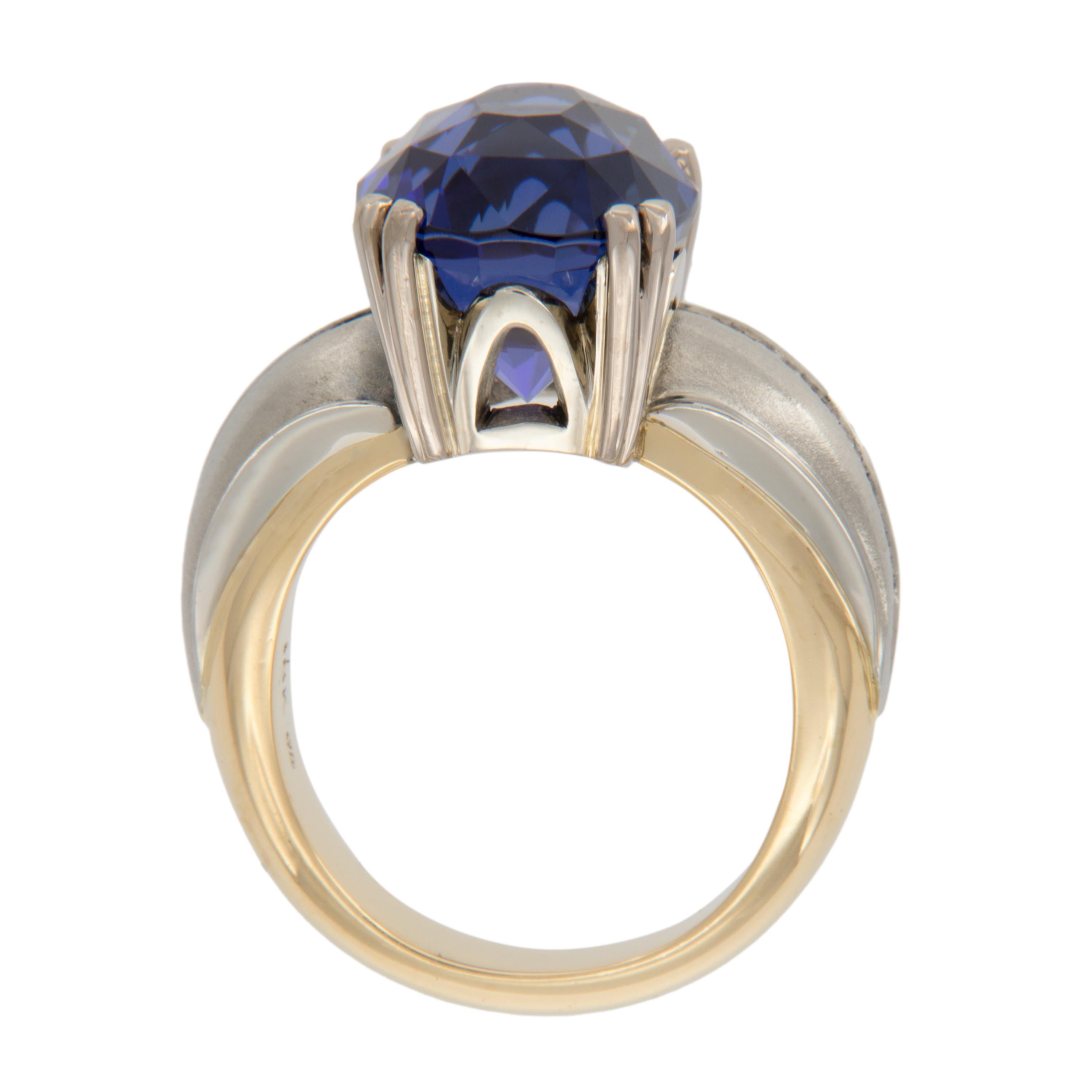 Preisgekrönter Meister-Edelsteinschliff-Tansanitring mit Philip Youngman-Schliff aus 18 Karat Gold Damen