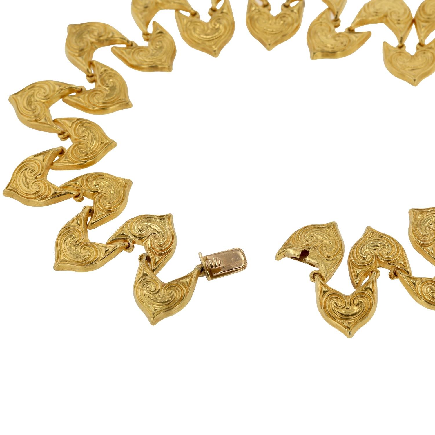 Awe Inspiring Vintage Ilias Lalaounis 22k Gold Ivy Leaf Necklace In Good Condition For Sale In Santa Barbara, CA