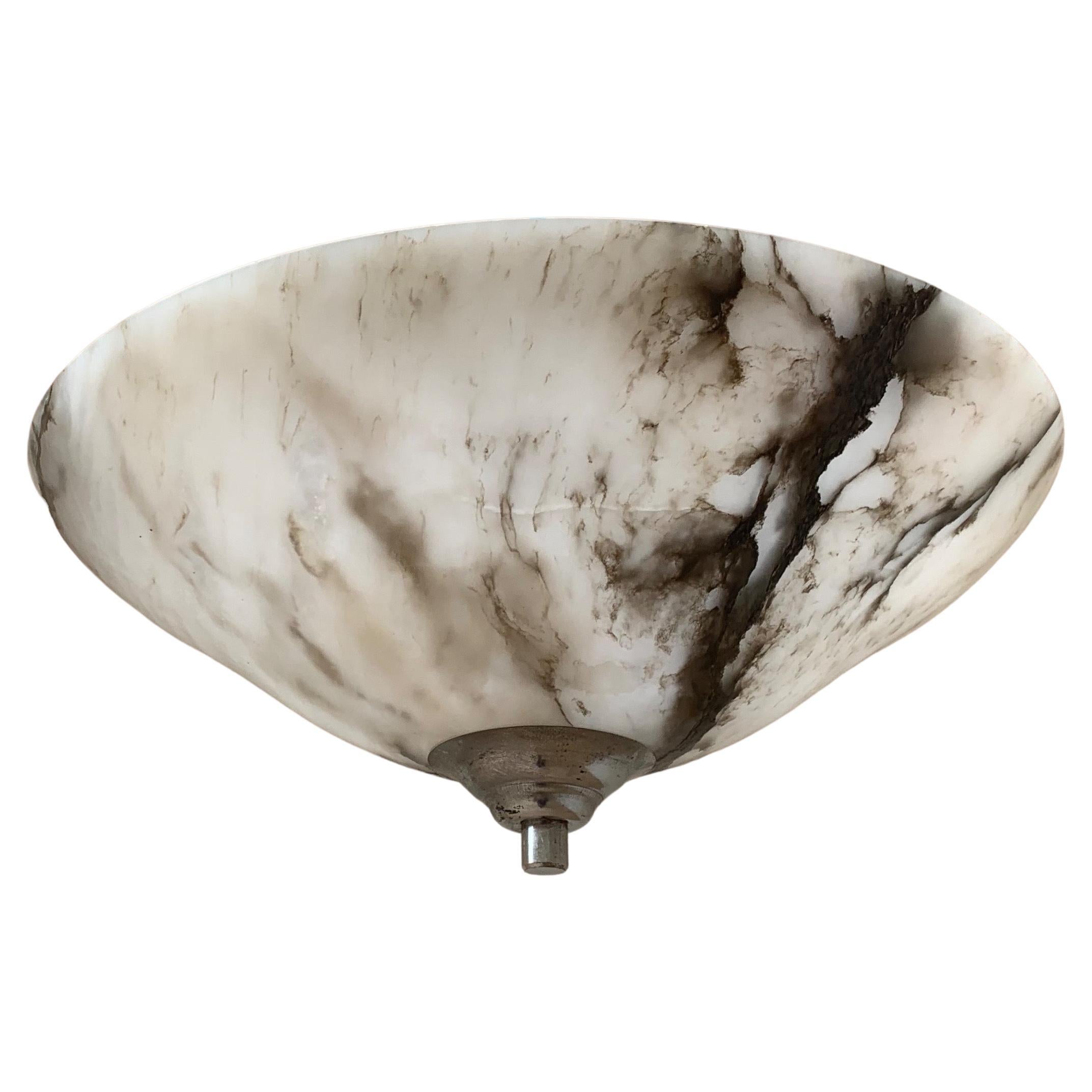 Impressionante lampada a sospensione Art Deco con splendido paralume in pietra minerale di alabastro, 1920 in vendita 12
