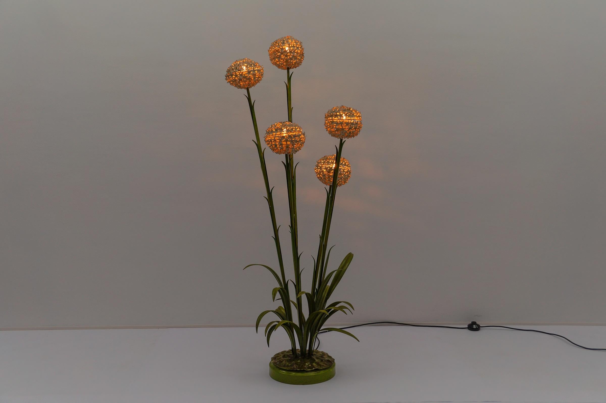 Awesome Beautiful Floral Stehleuchte von Hans Kögl, Deutschland 1960er Jahre im Zustand „Gut“ im Angebot in Nürnberg, Bayern