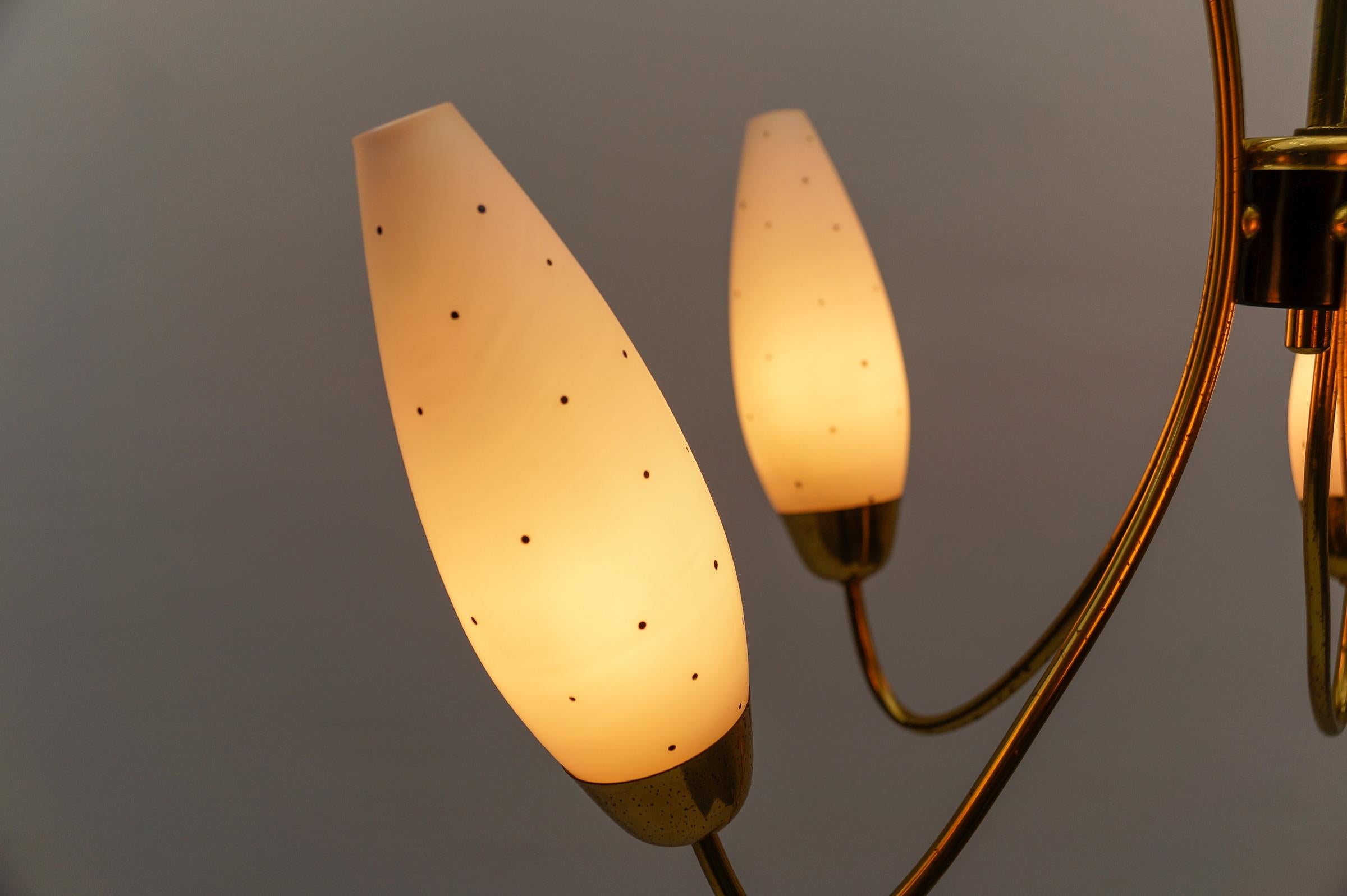 Awesome Brass Spider Lamp with Dotted Glass Shades, 1950s Italy For Sale 6