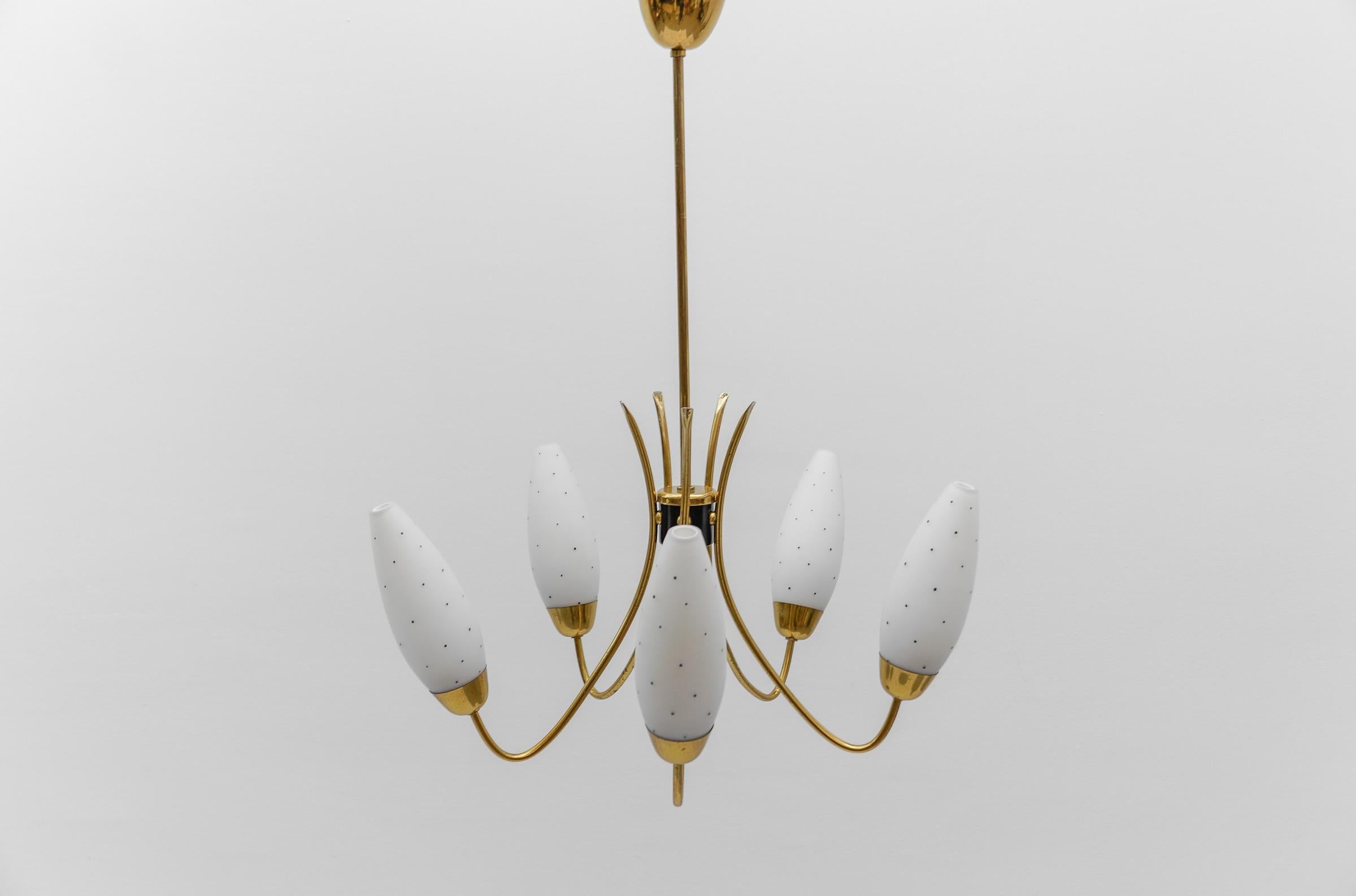 Mid-Century Modern Awesome Brass Spider Lamp with Dotted Glass Shades, 1950s Italy For Sale
