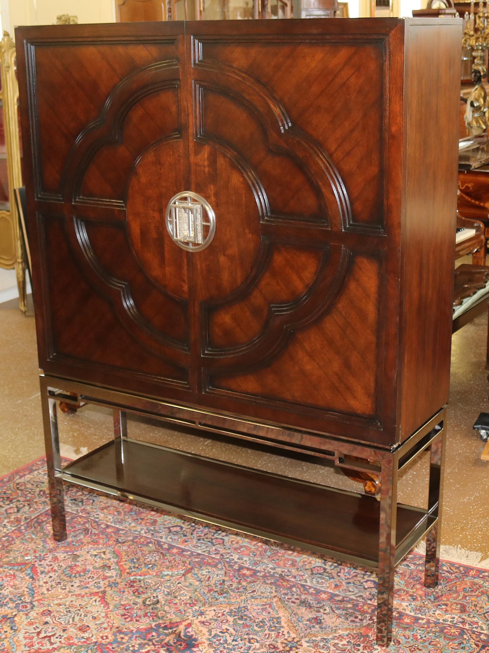 Awesome Chin Hua Lotus Bar Cabinet by Century Furniture In Good Condition For Sale In Long Branch, NJ