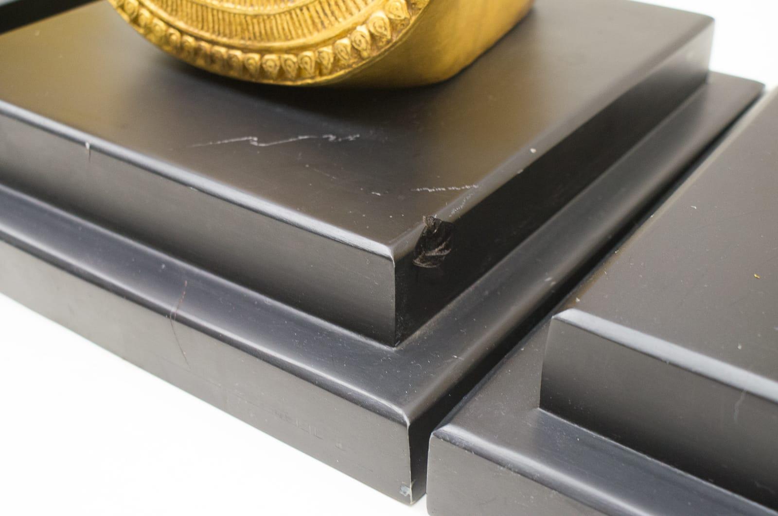 Impresionante Mesa de Centro Egipcia Faraón Ramsés Patas Escultura, años 60, Italia en venta 9